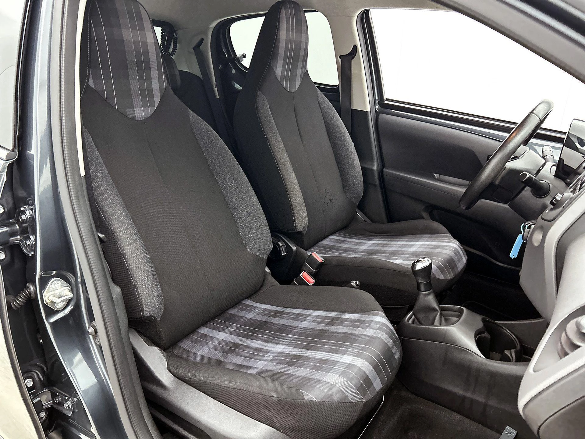 Peugeot-108-image-29