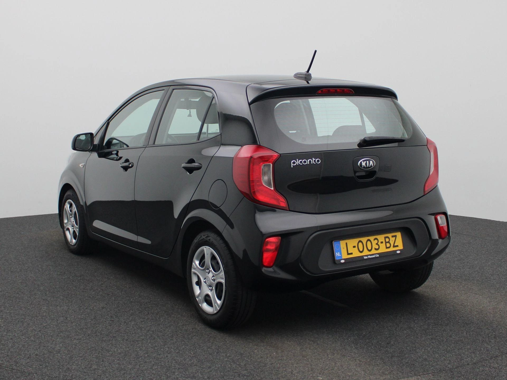 Kia-Picanto-image-1
