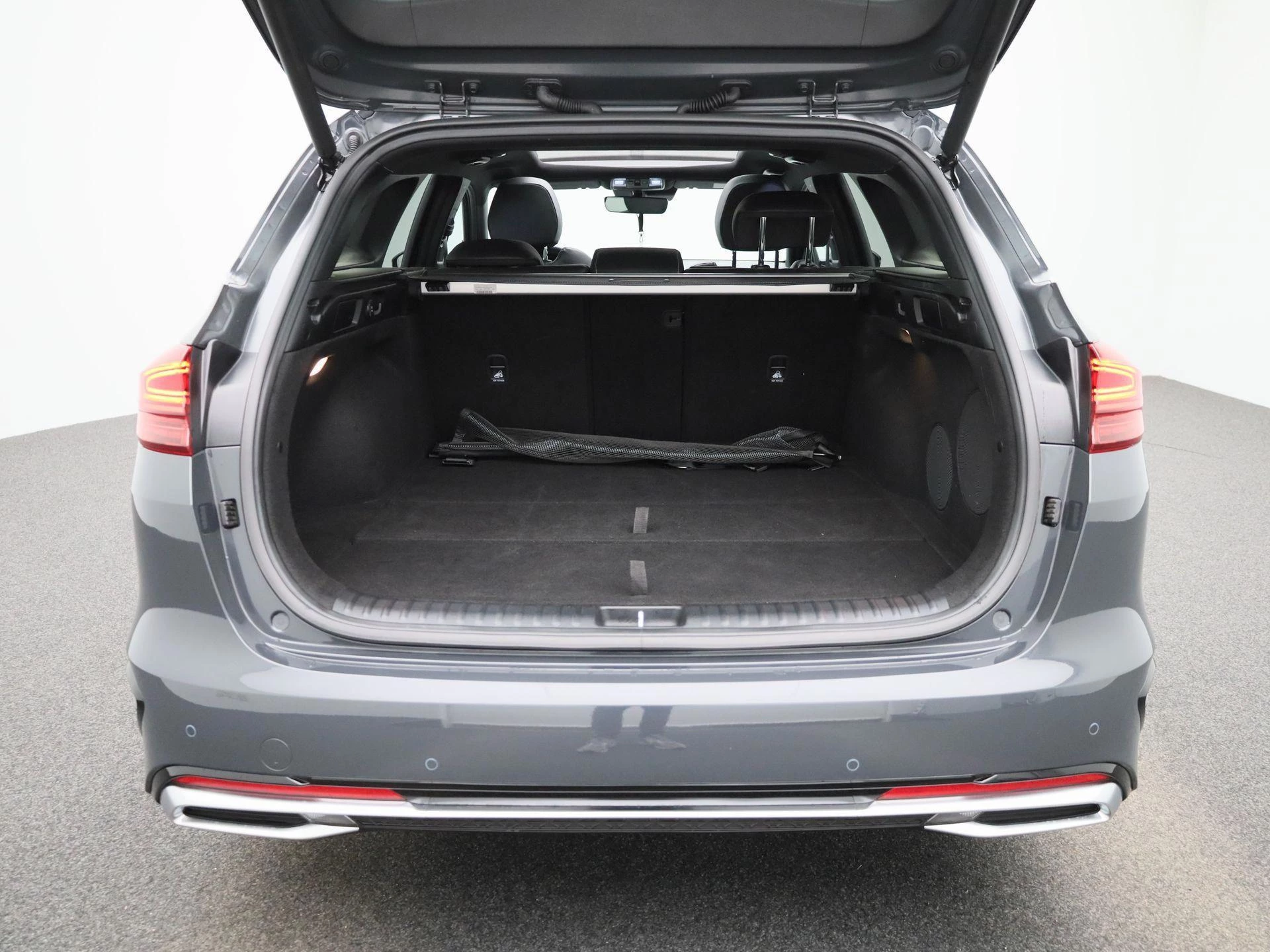 Kia-Ceed Sportswagon-image-29