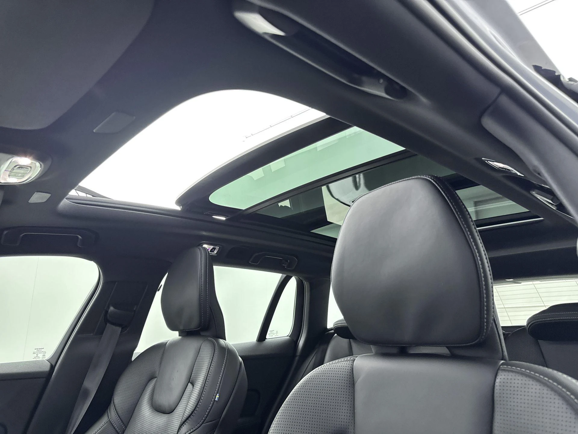 Volvo-V60-image-19