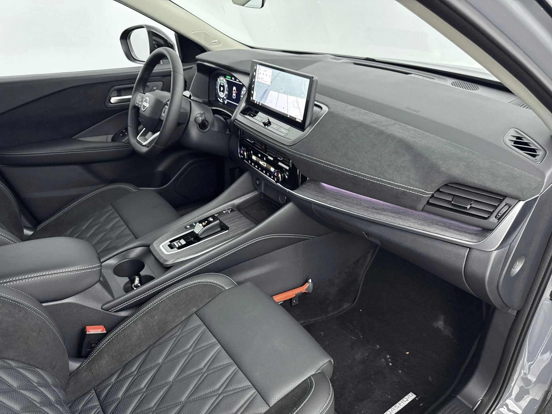 Nissan-QASHQAI-image-16