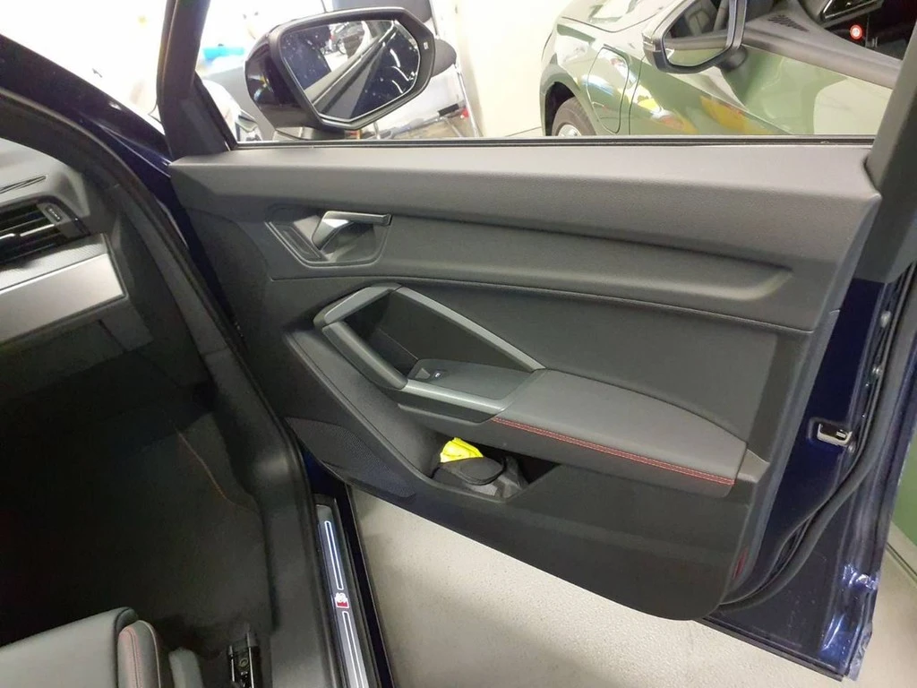 Audi-Q3-image-8