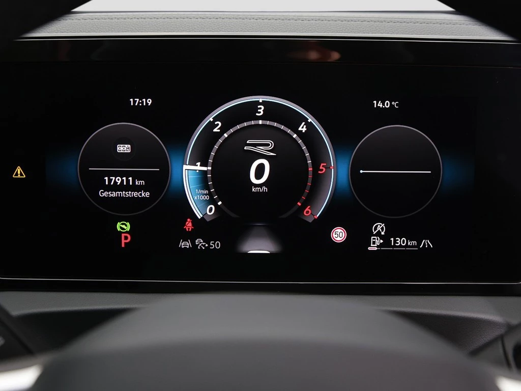 Volkswagen Tiguan 2.0 TDI DSG 4M R-Line AHK, Standhzg., Pano., 360°Kam., 20"Alu.,