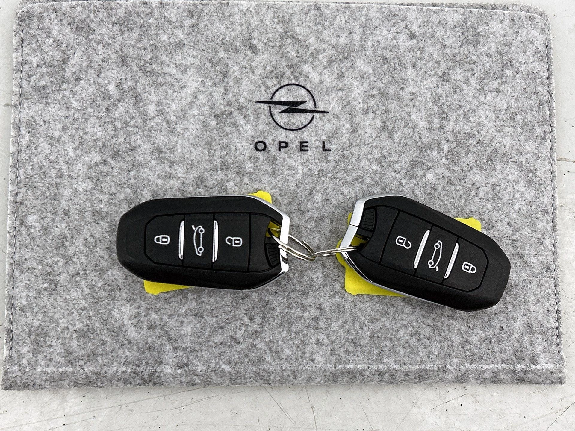 Opel Grandland 1.2 Turbo Hybrid GS