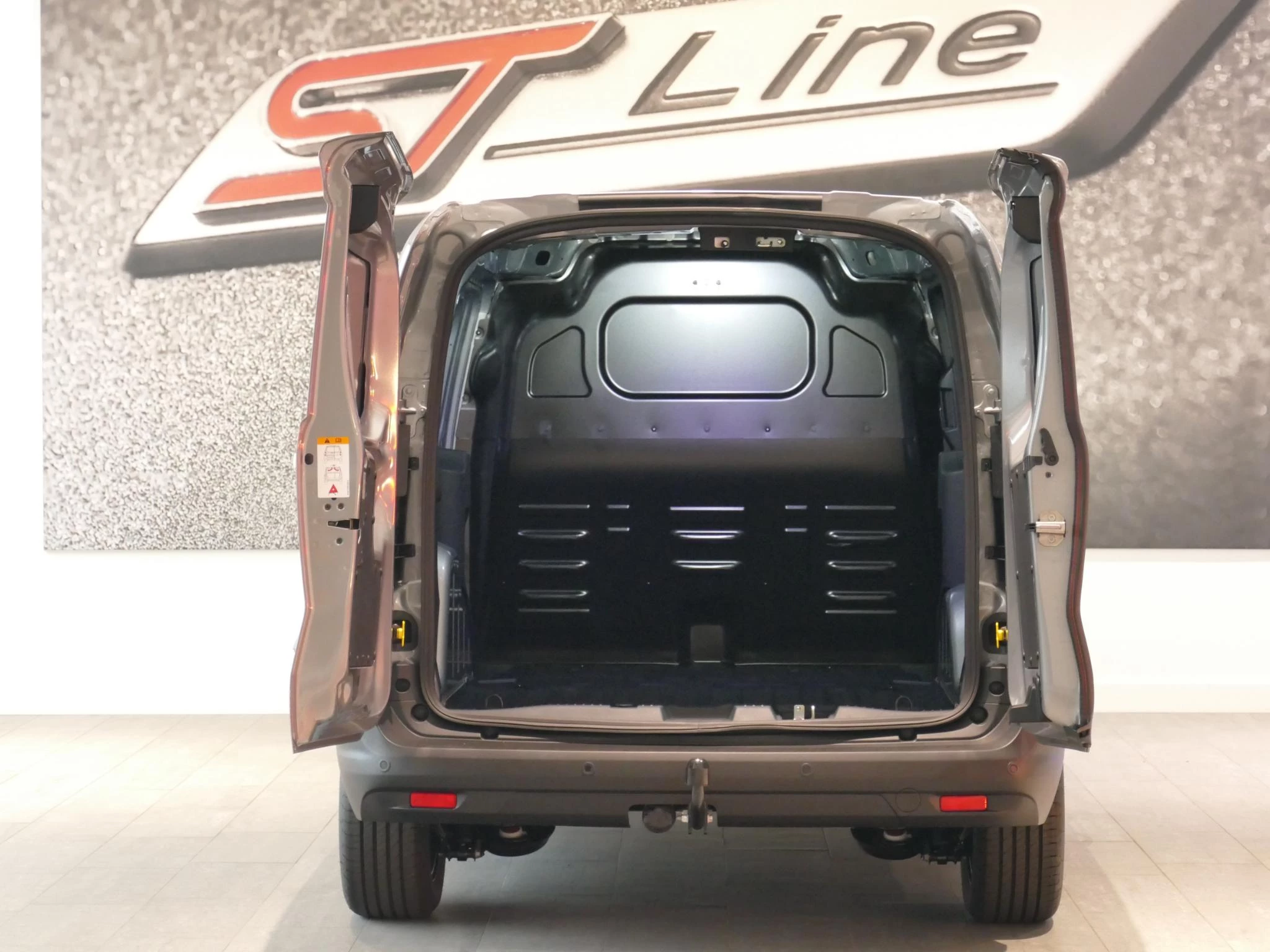 Ford-Transit Courier-image-22