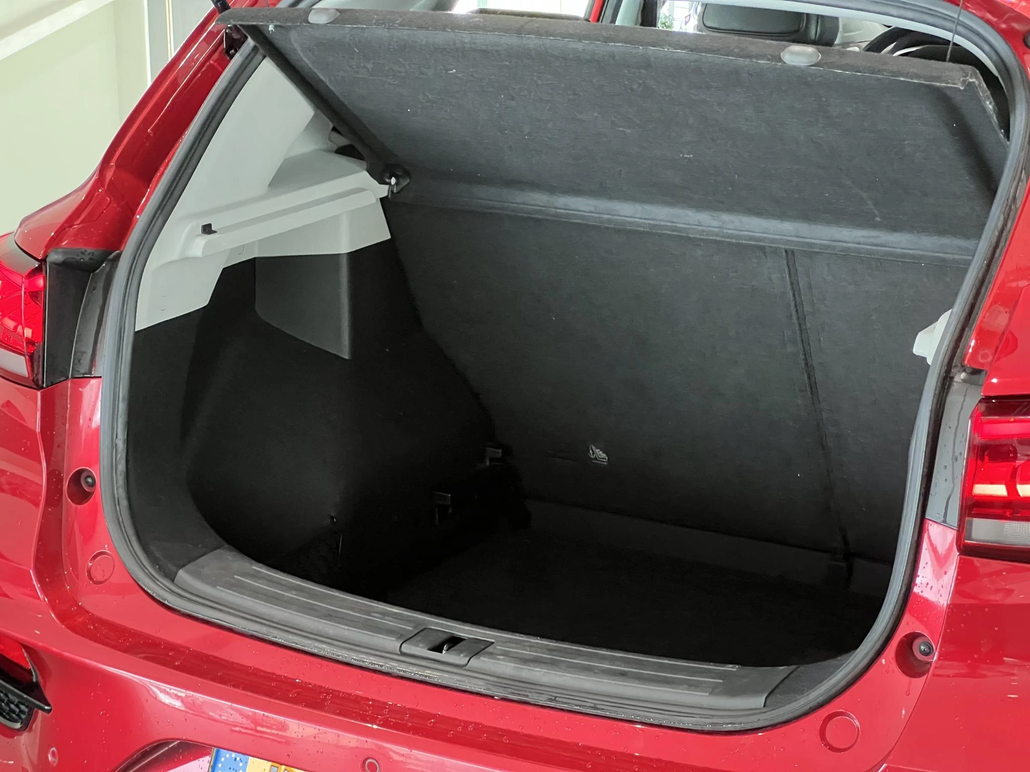 MG-ZS EV-image-8