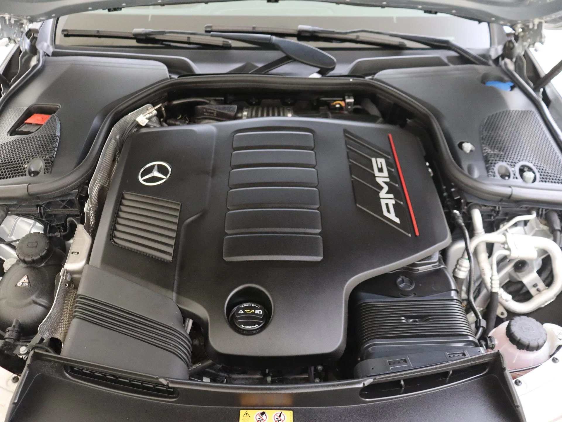 Mercedes-AMG-GT-image-6