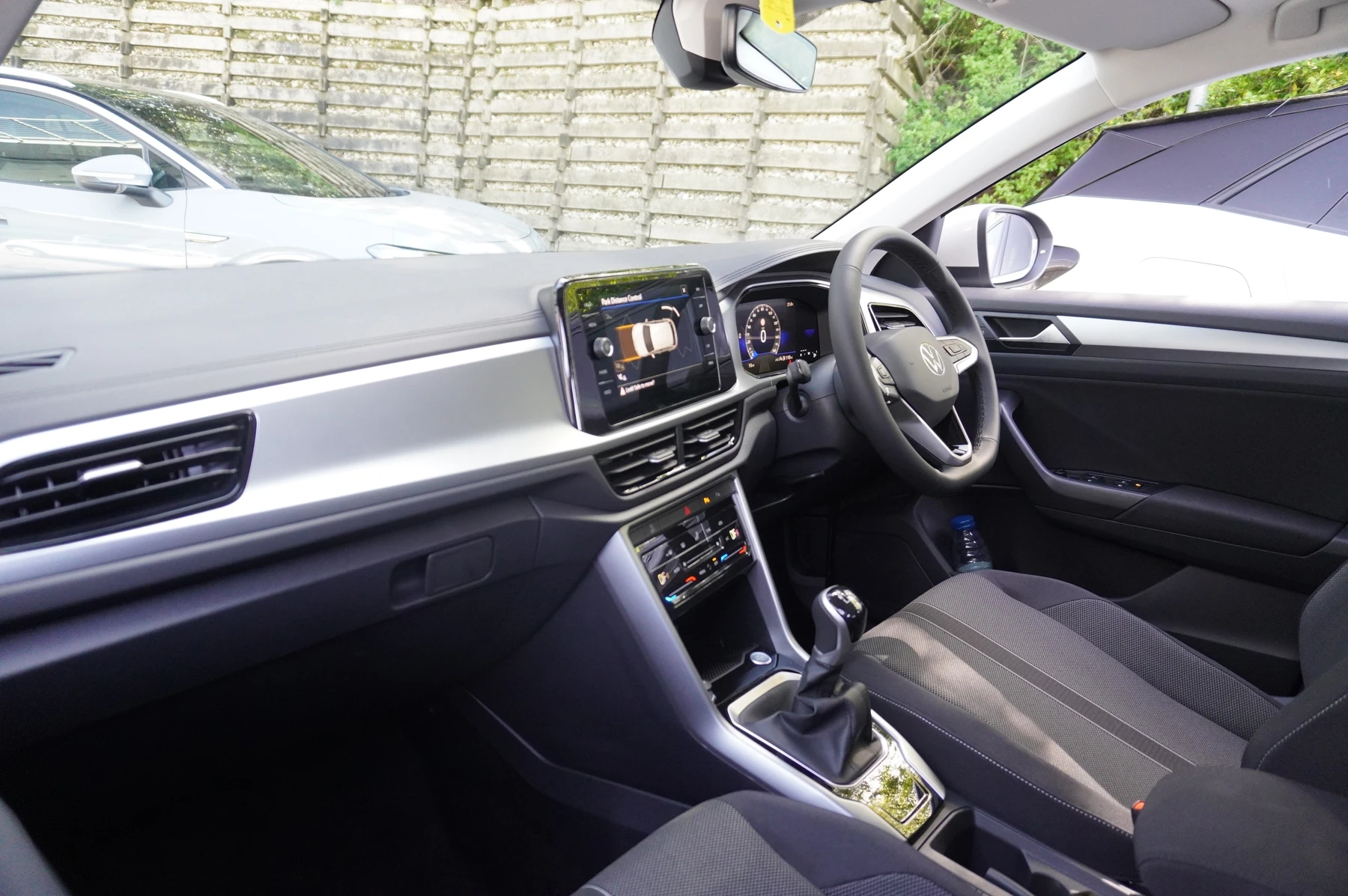 Volkswagen-T-Roc-image-1