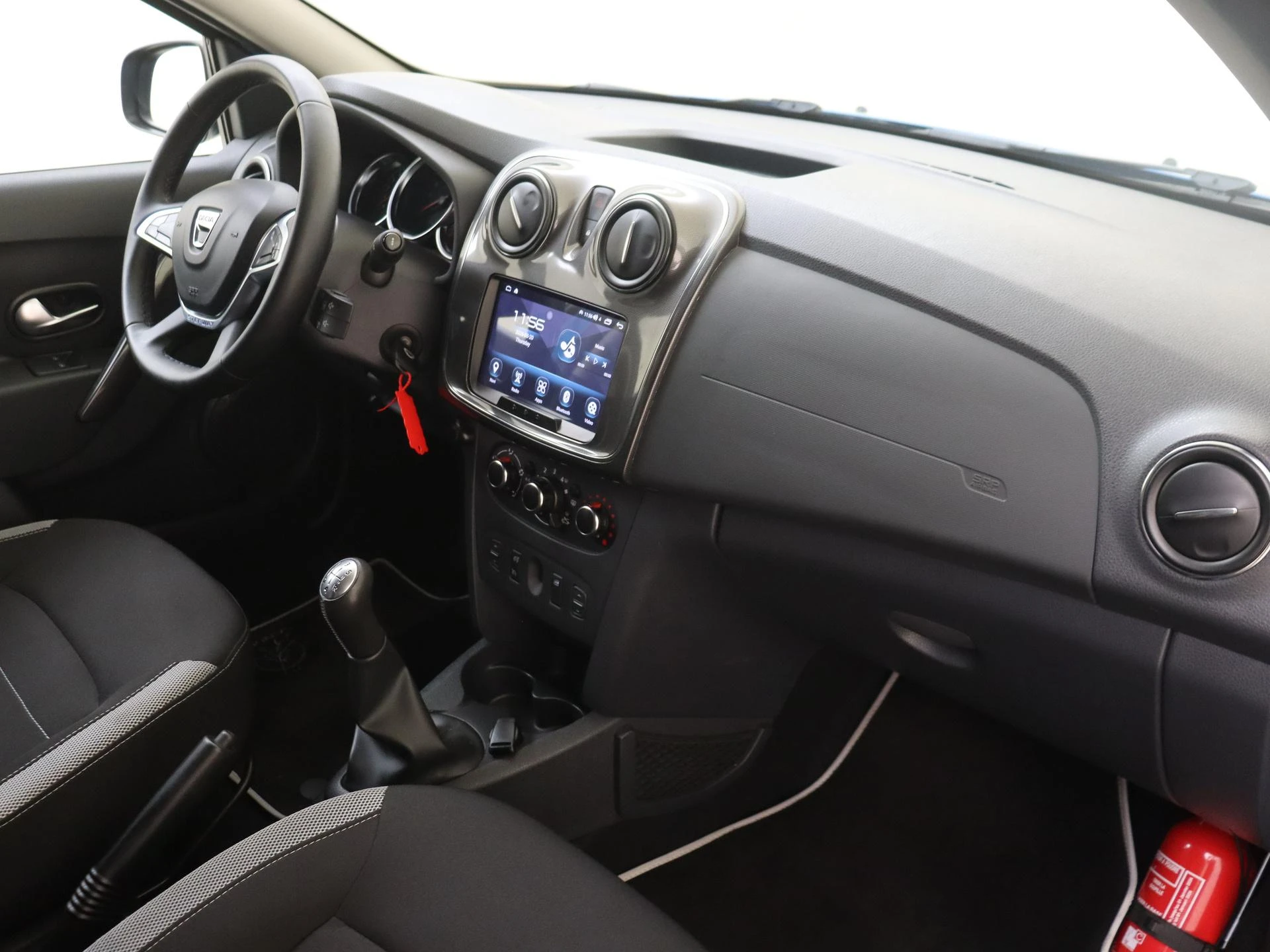 Dacia-Sandero-image-4