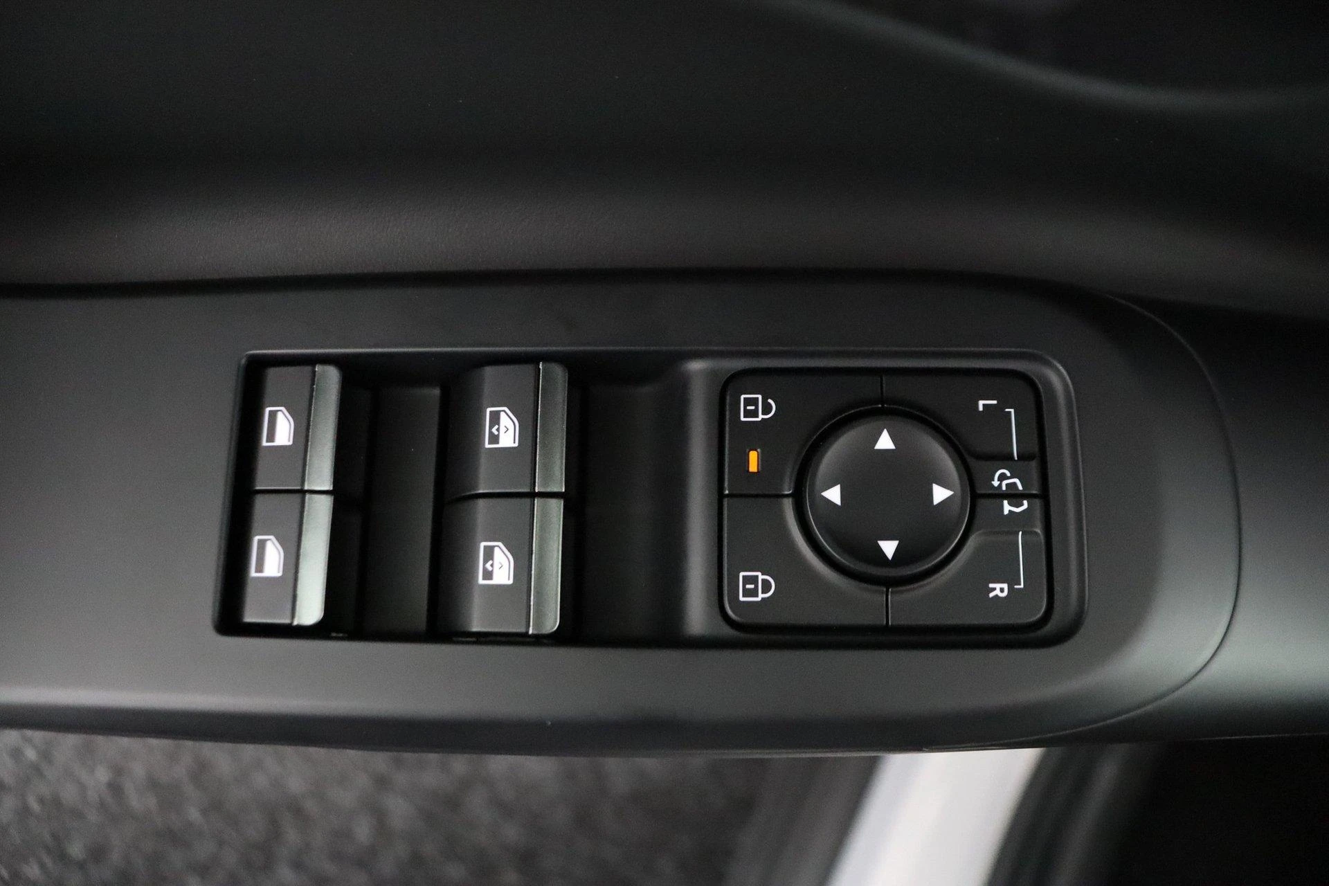 Hyundai-IONIQ 3-image-20