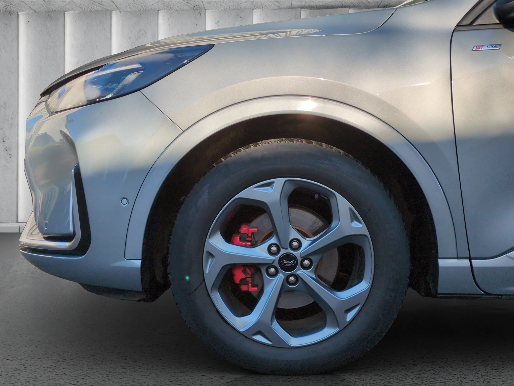 Ford Kuga ST-Line X Aut.*PANO*AHK*360GRAD*LED-MATRIX*NAVI*GRA*WINTER-PKT.