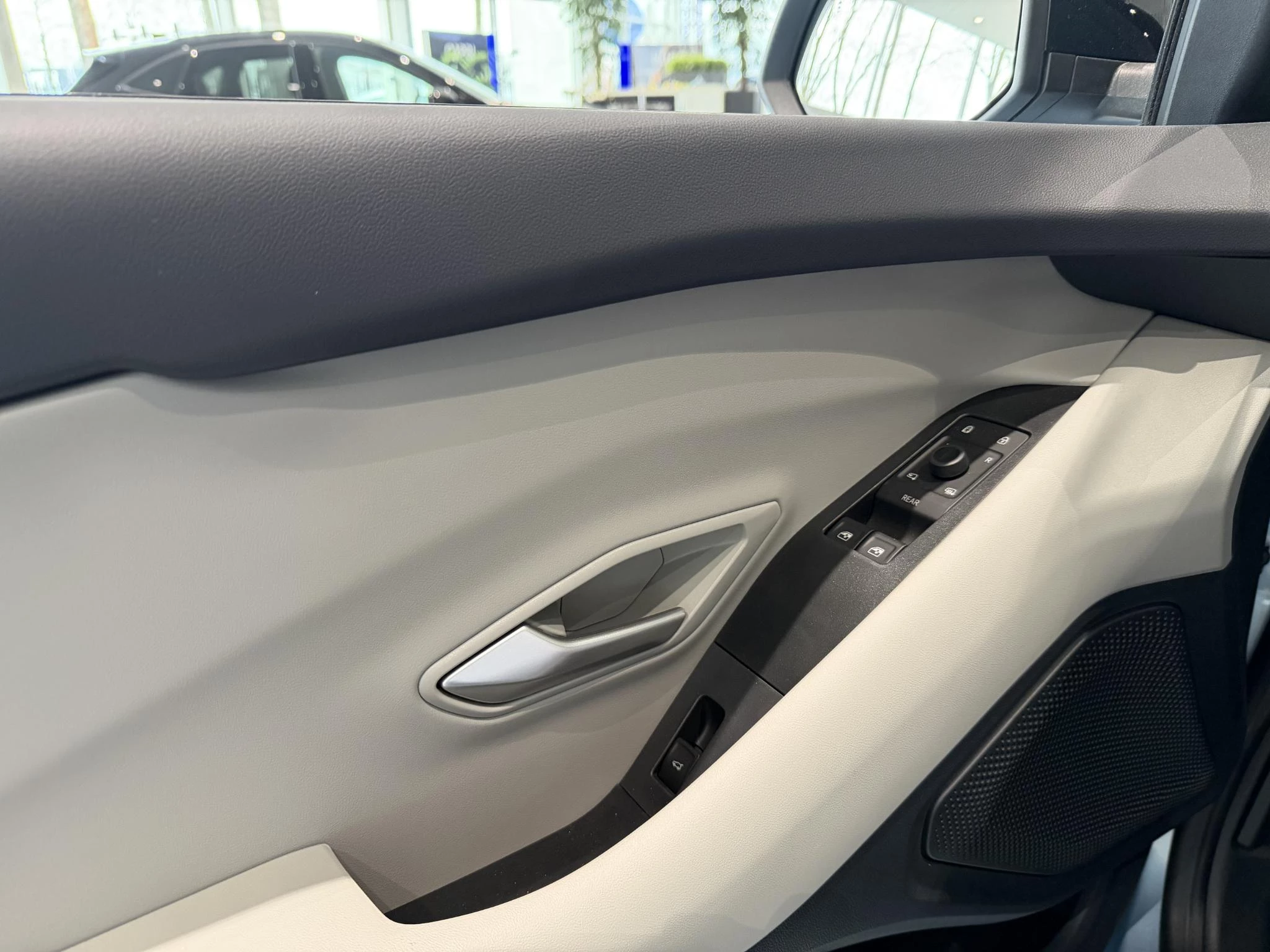 Ford-Explorer-image-11