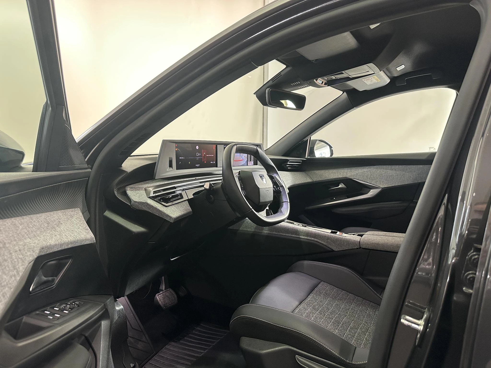 Peugeot-5008-image-7