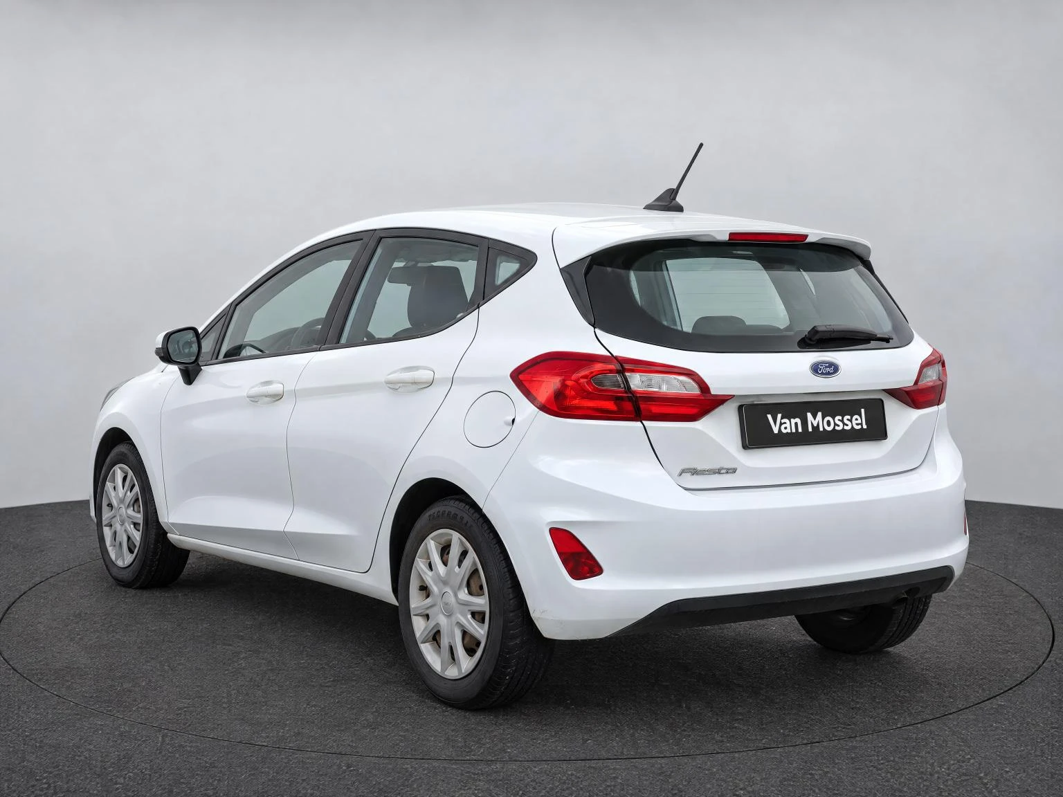 Ford-Fiesta-image-6
