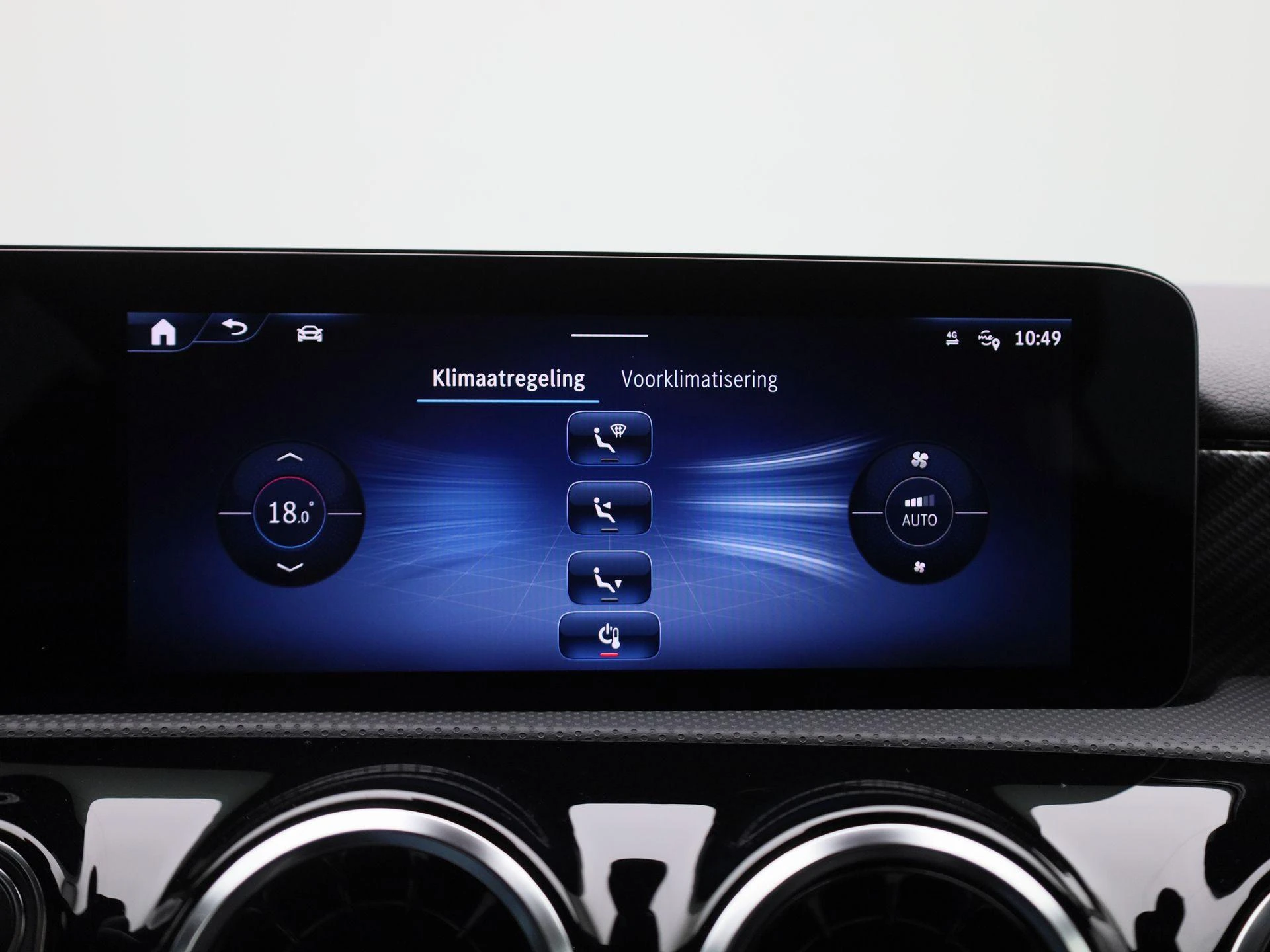 Mercedes-Benz-A-Klasse-image-17