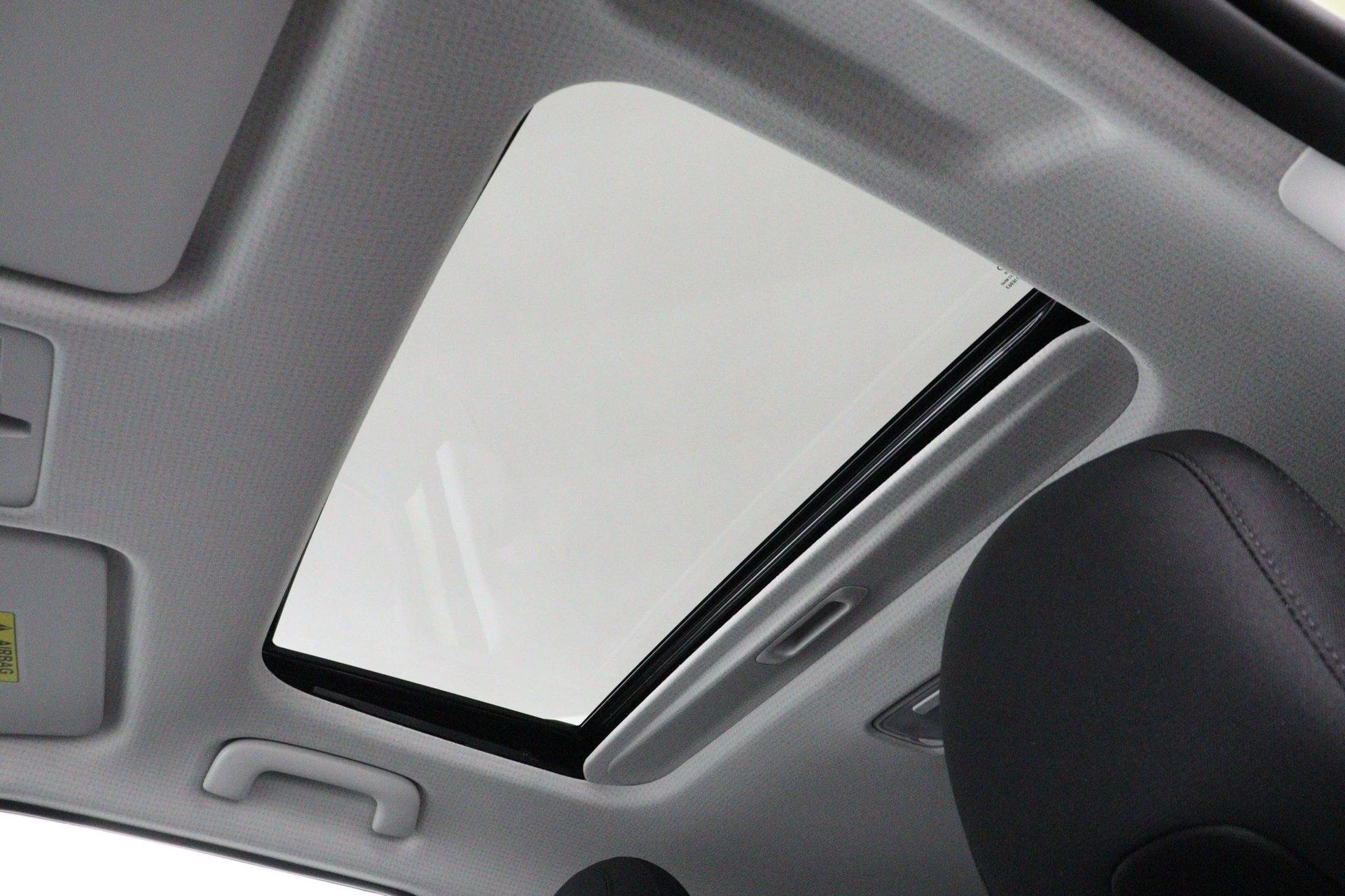 Hyundai-Inster-image-57