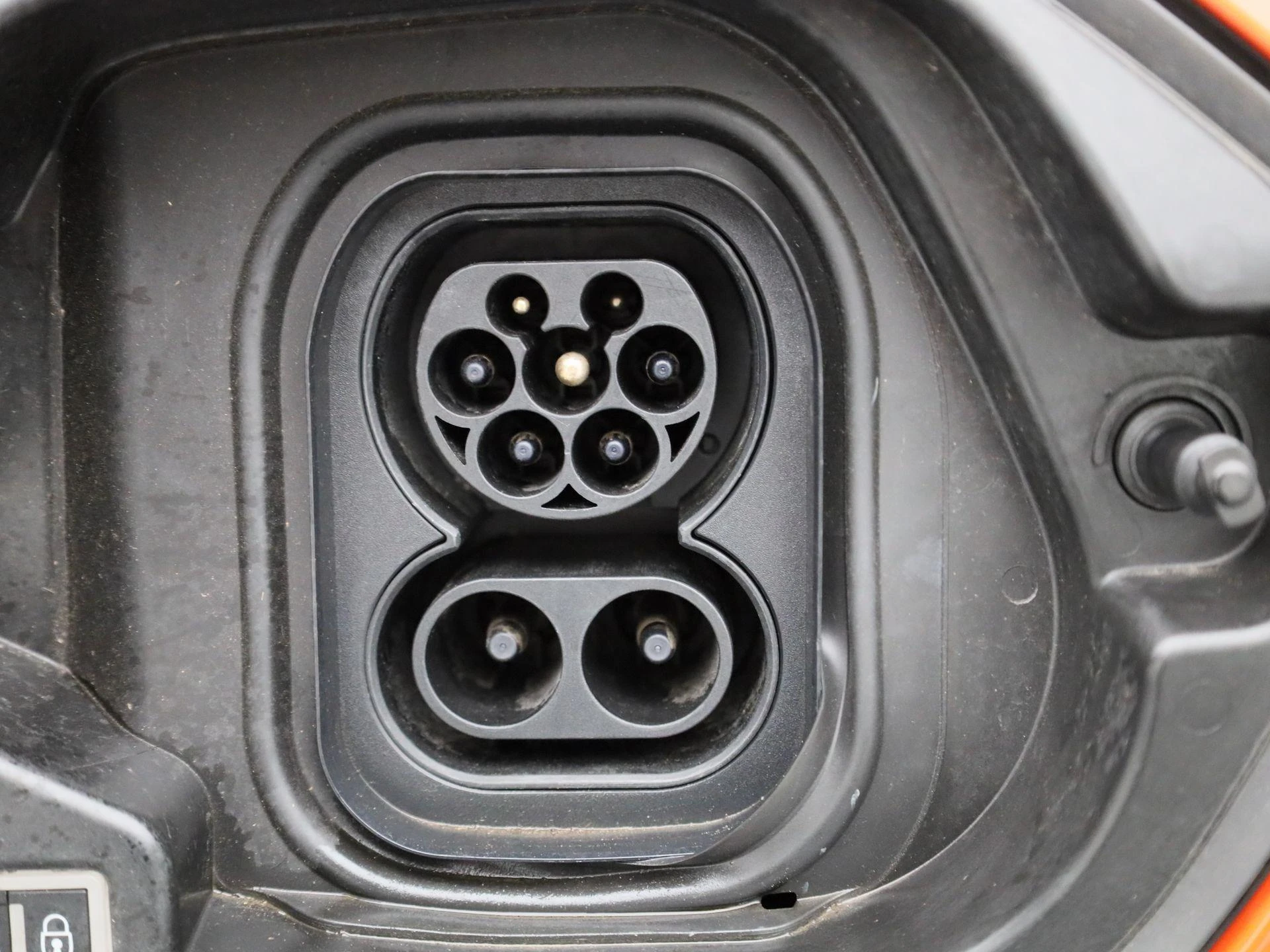 Opel-Corsa-e-image-12