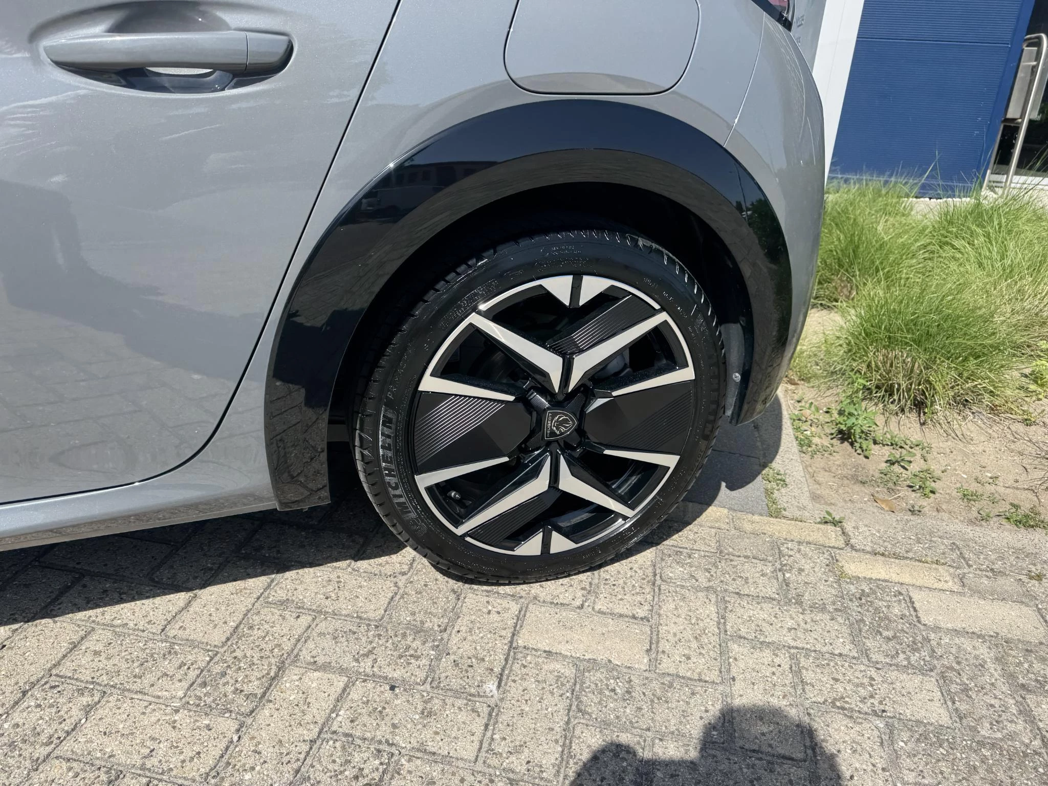 Peugeot-208-image-9