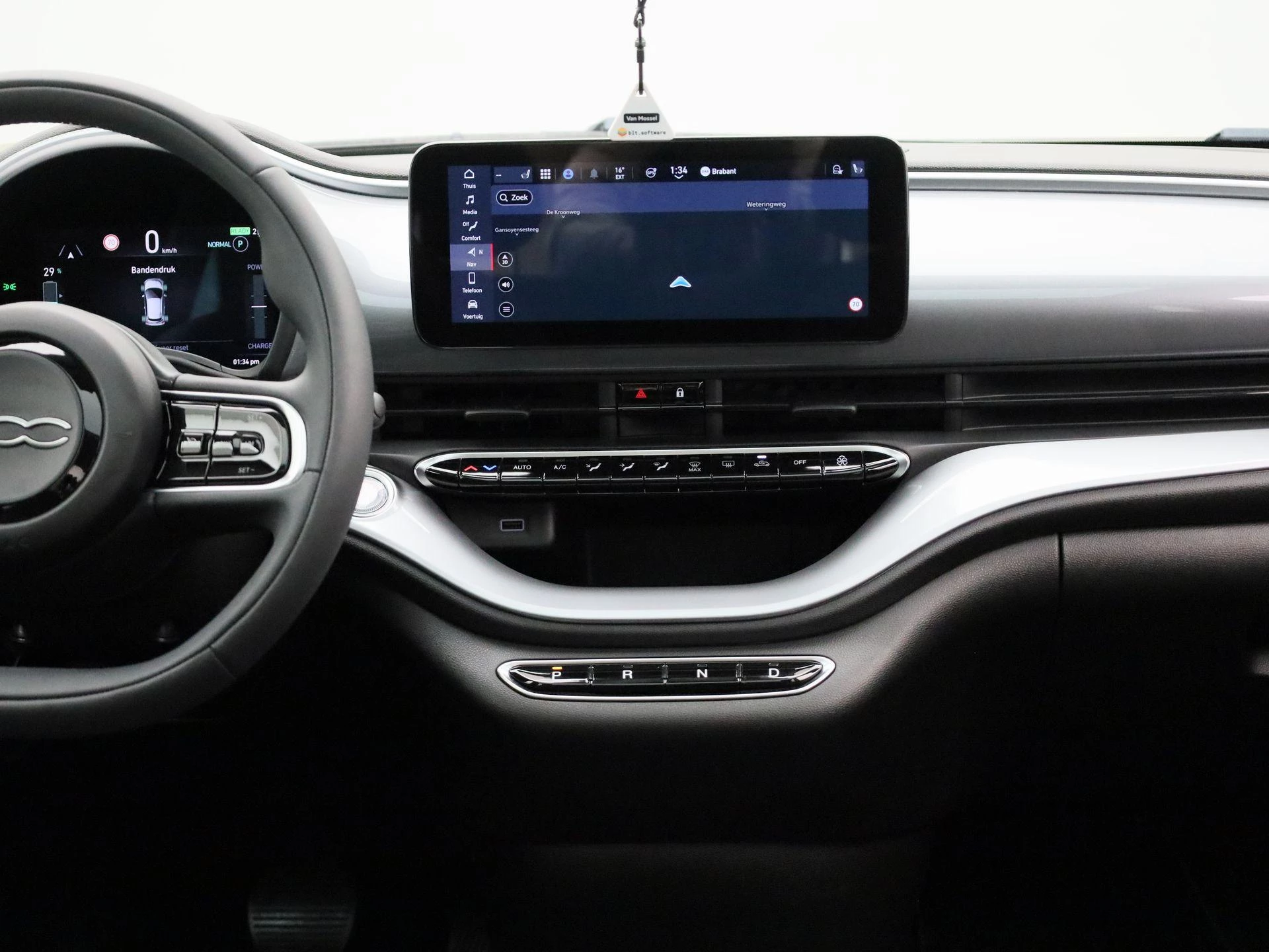 Fiat-500e-image-7