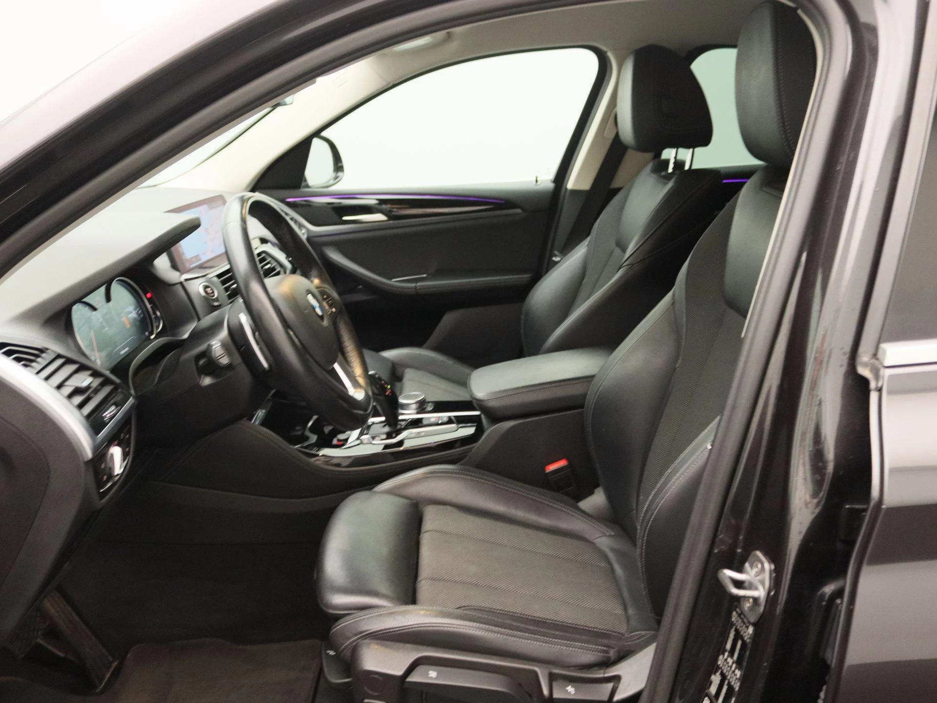 BMW-X4-image-12