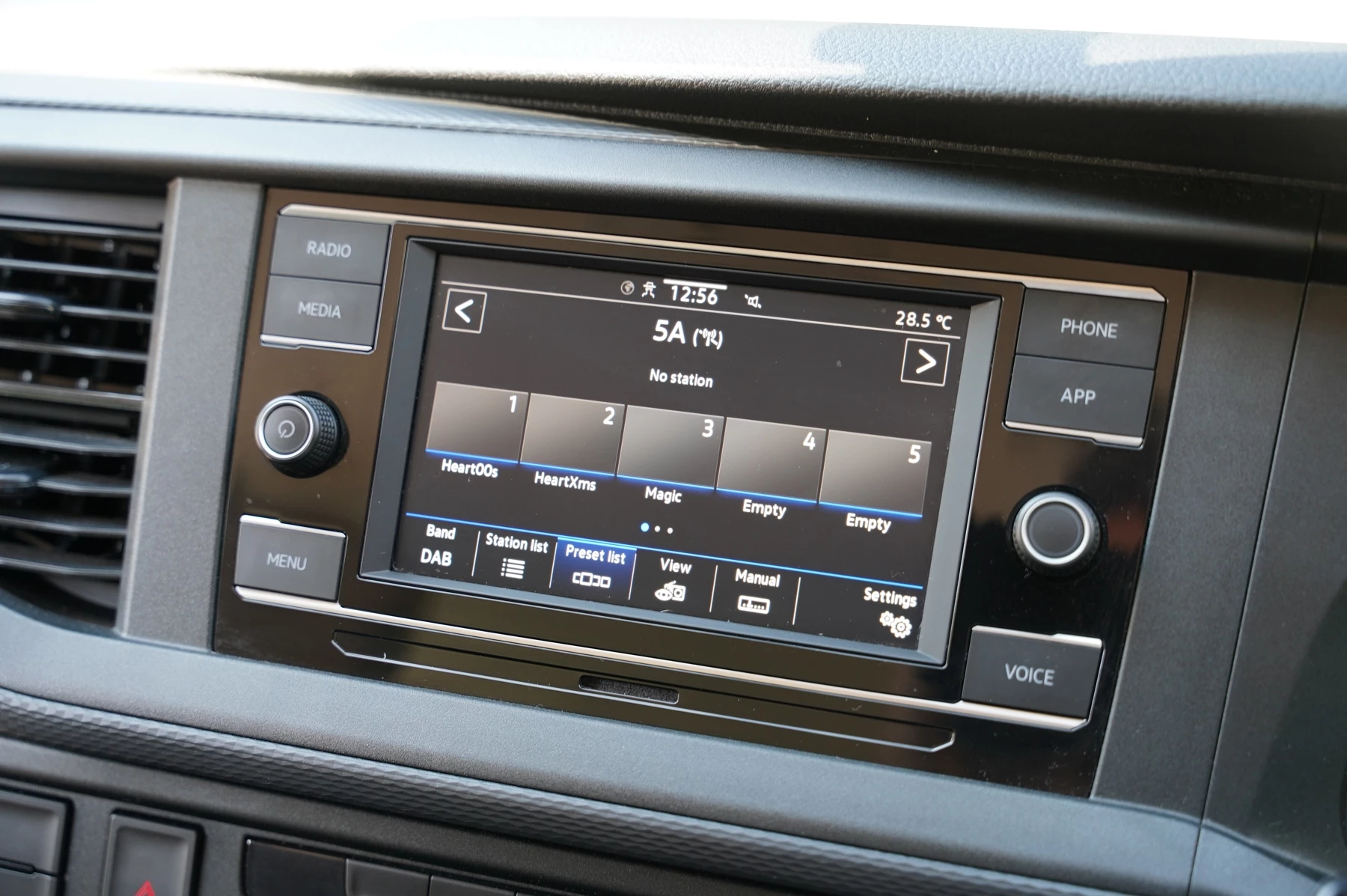 Volkswagen-California-image-39