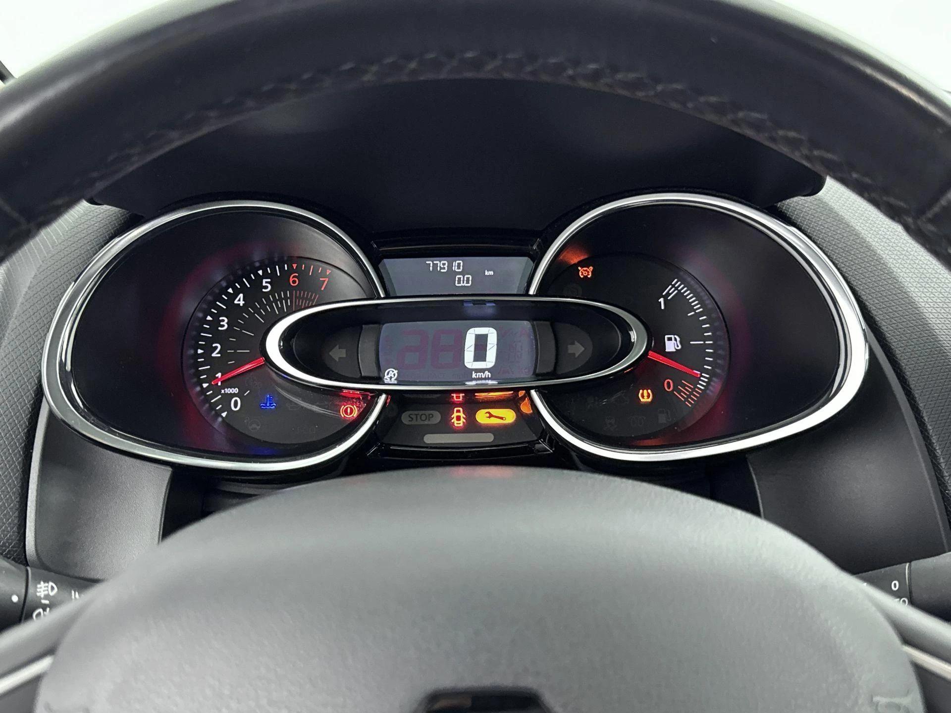 Renault-Clio-image-8