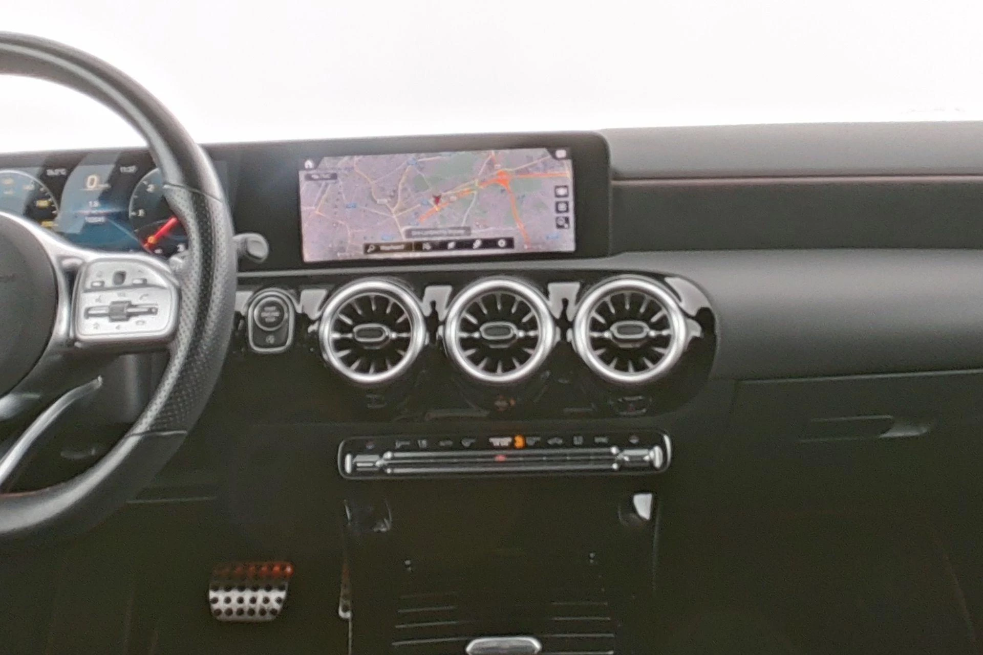 Mercedes-Benz-Classe A-image-14