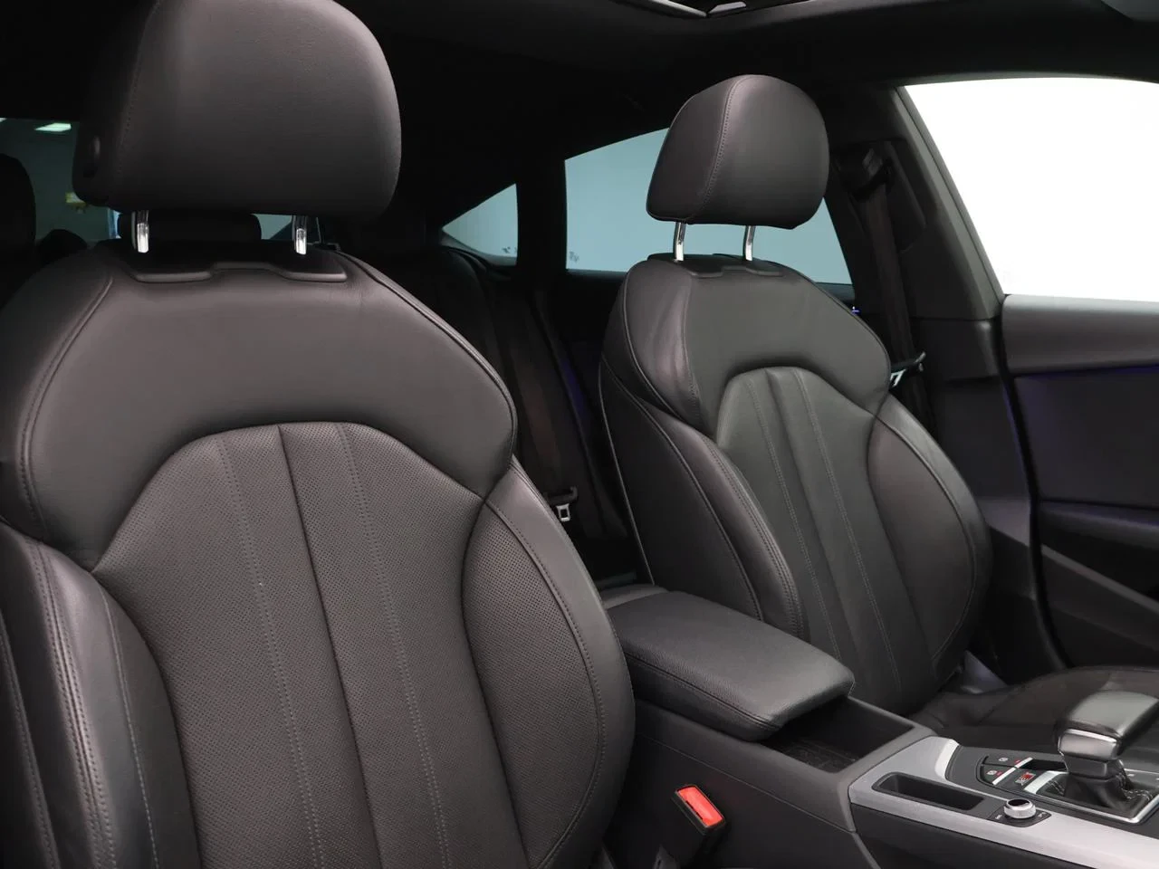 Audi-S5-image-18