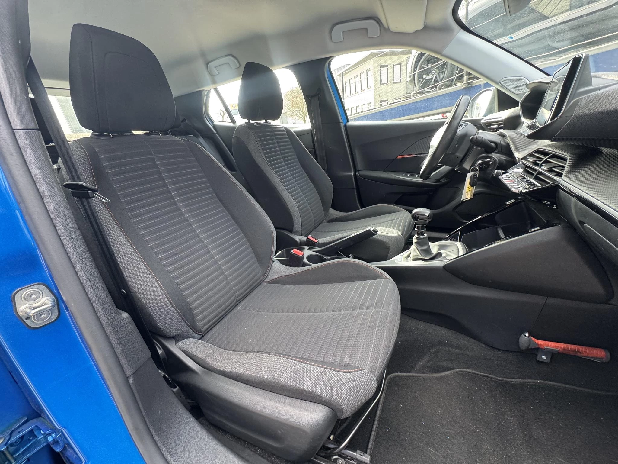 Peugeot-2008-image-14