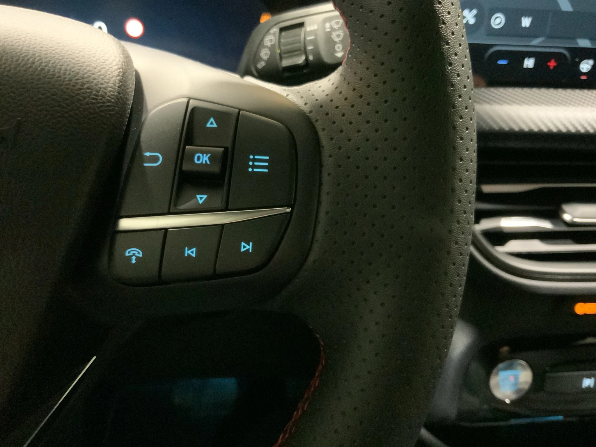 Ford Kuga ST-Line Aut.*KAM*LED-MATRIX*NAVI*GRA*WINTER-PKT.