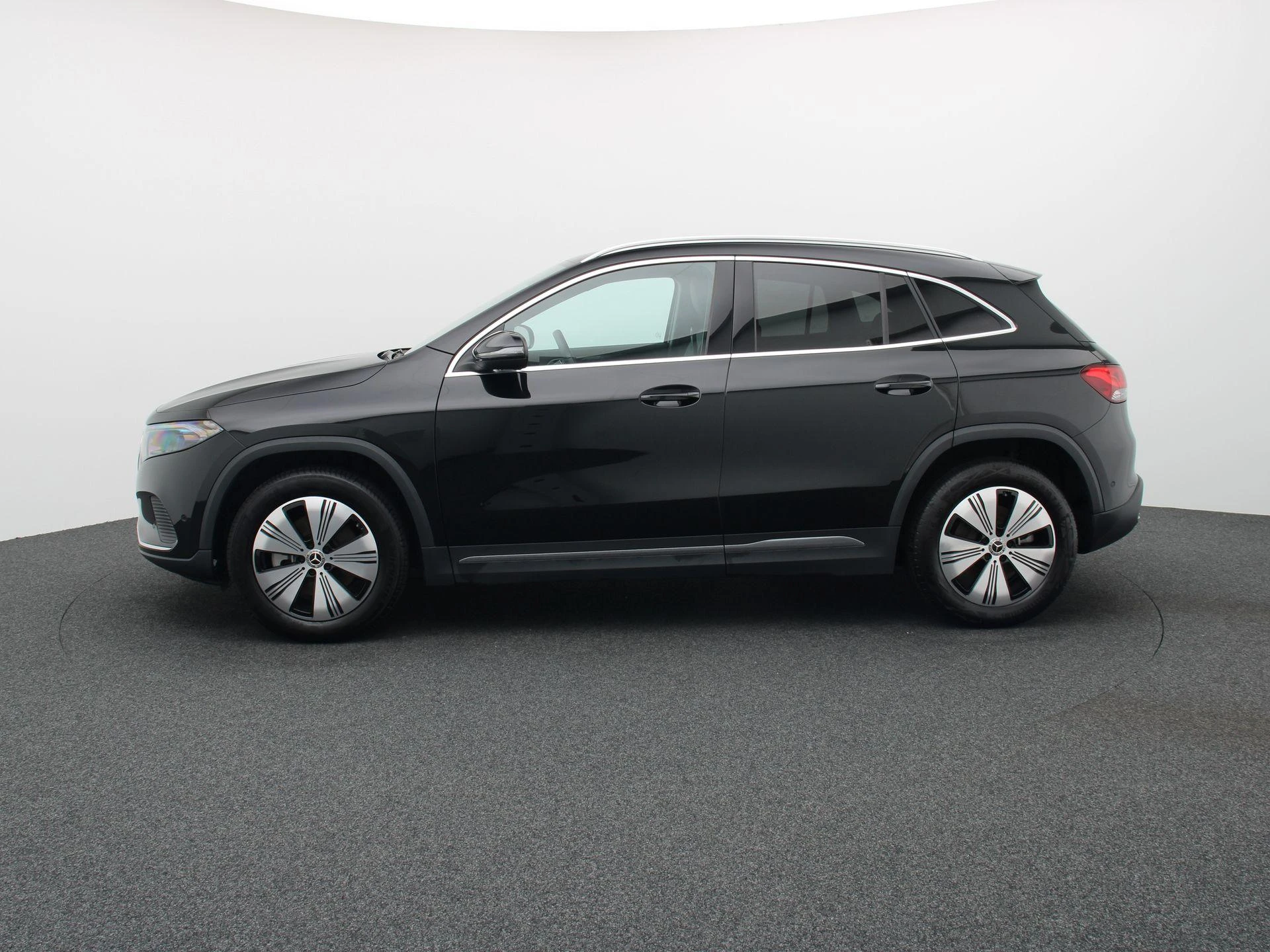 Mercedes-Benz EQA 250 Business Line