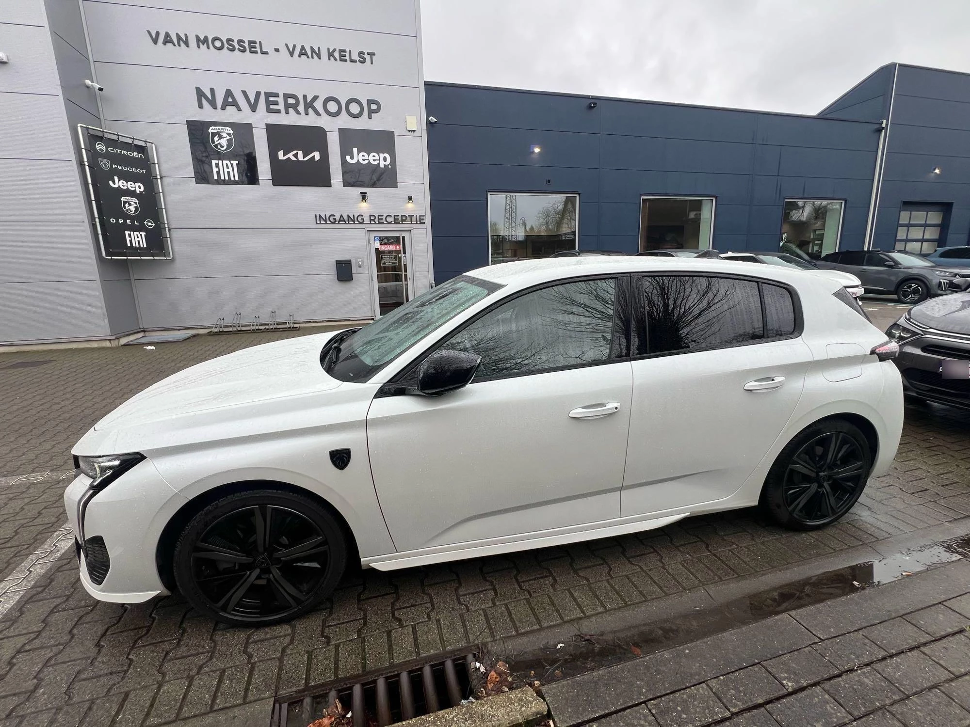 Peugeot-308-image-1