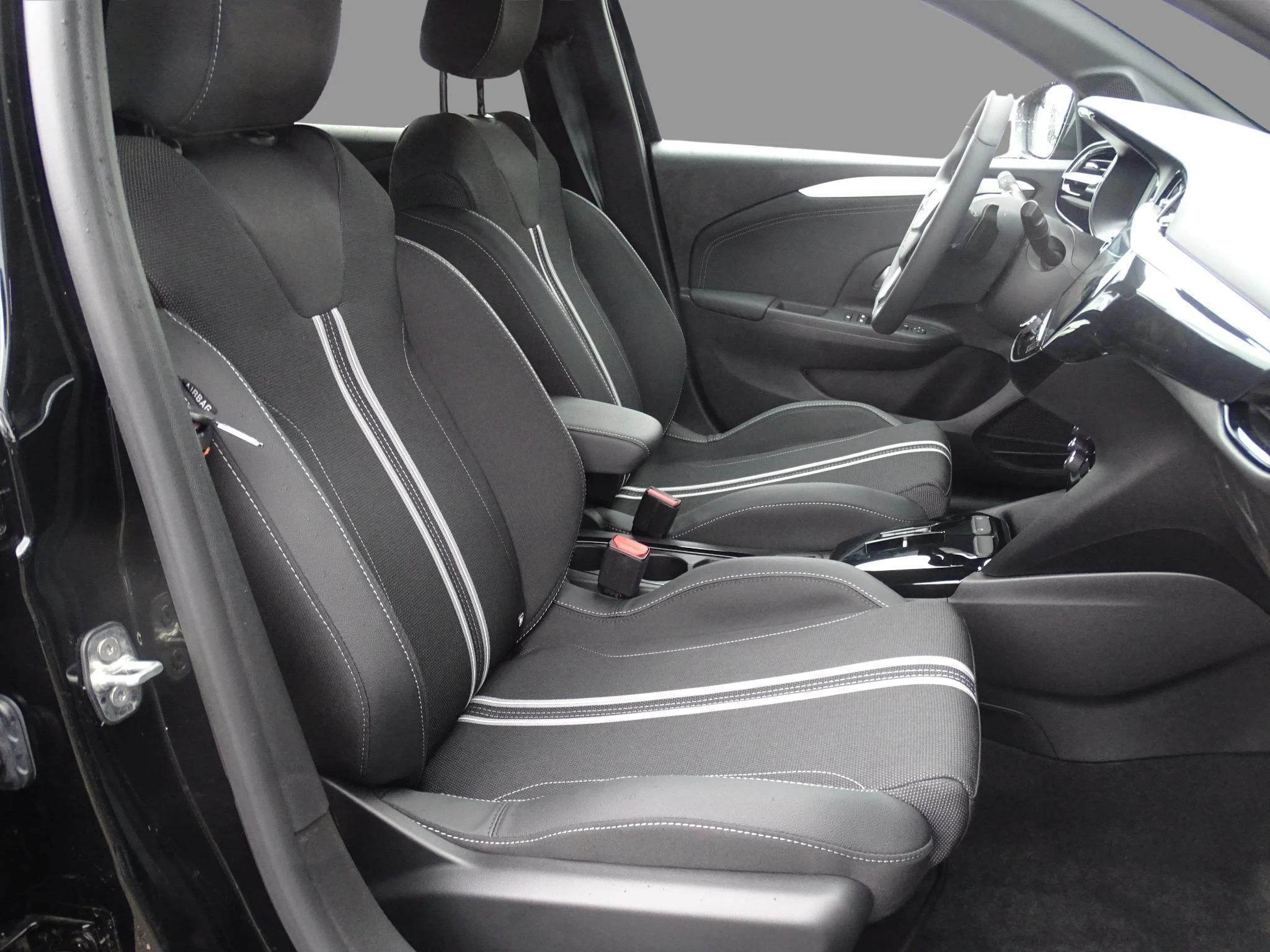 Opel-Corsa-image-11