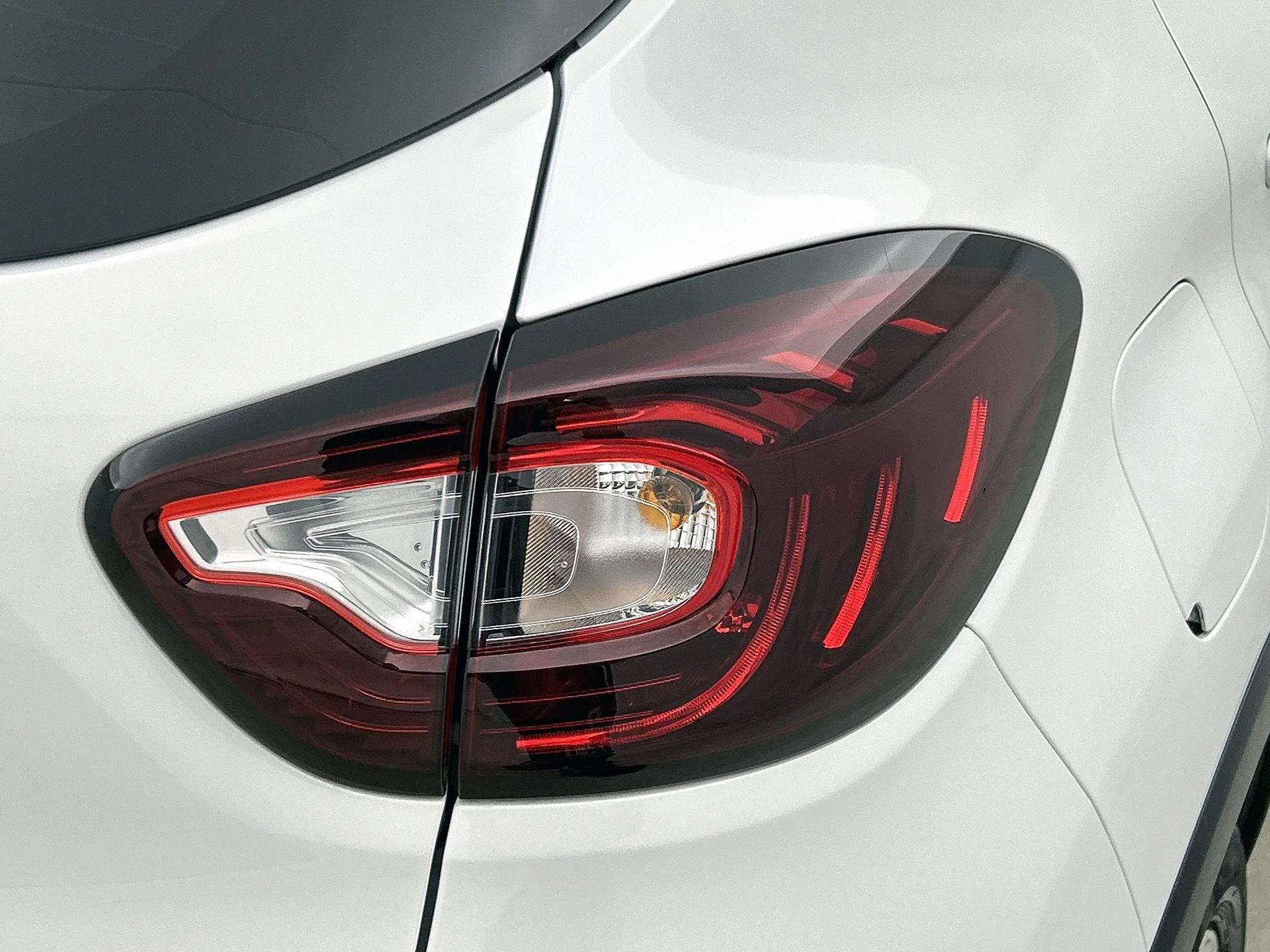 Renault-Captur-image-13