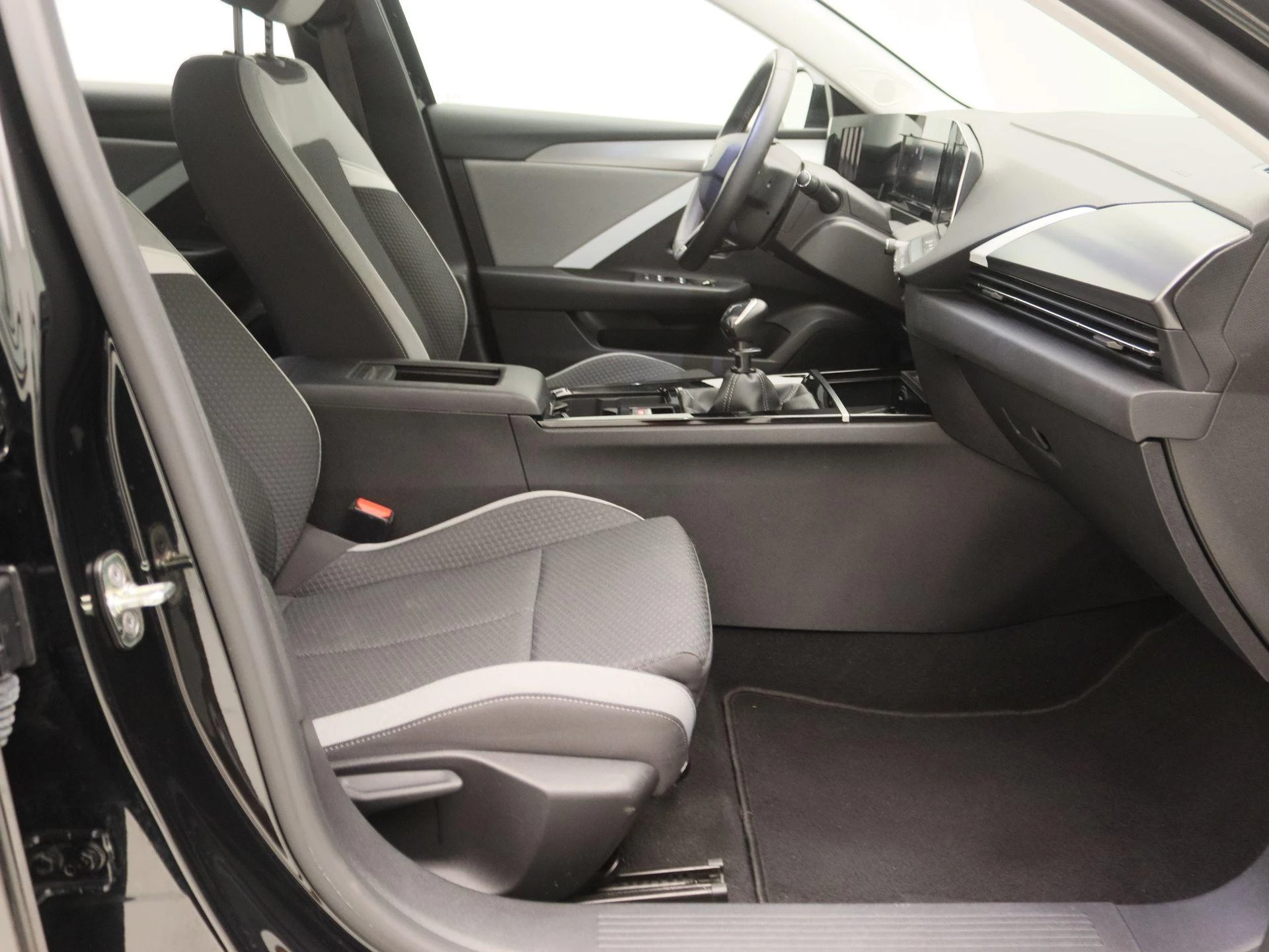 Opel-Astra-image-20