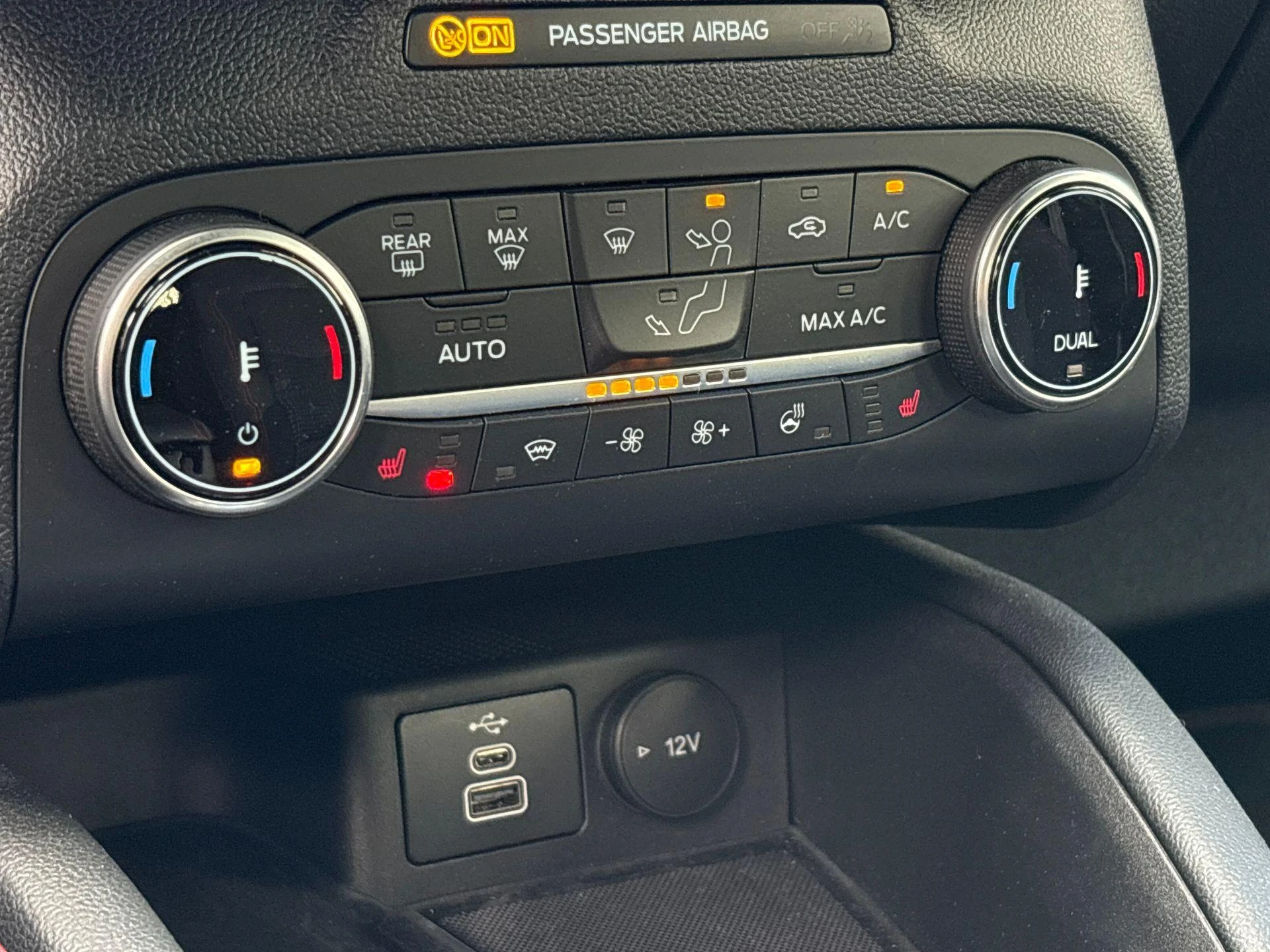 Ford-Kuga-image-17