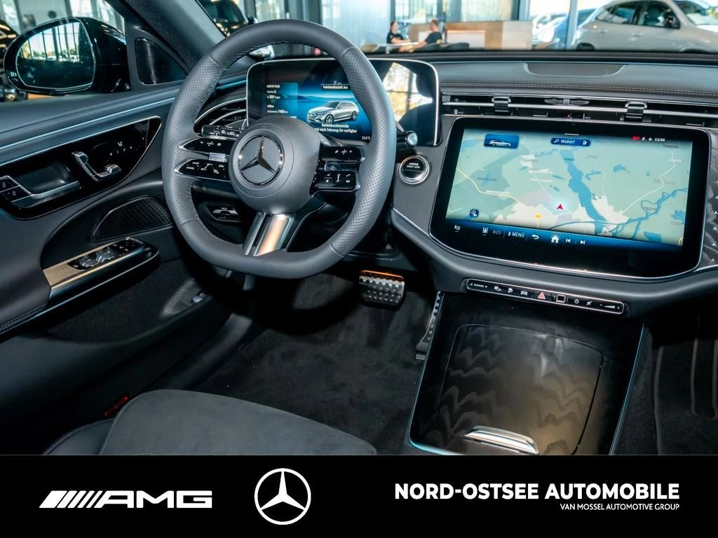 Mercedes-Benz E-Klasse 300 de T AMG NIGHT PANO AHK 20-ZOLL DISTRONIC AMG Line