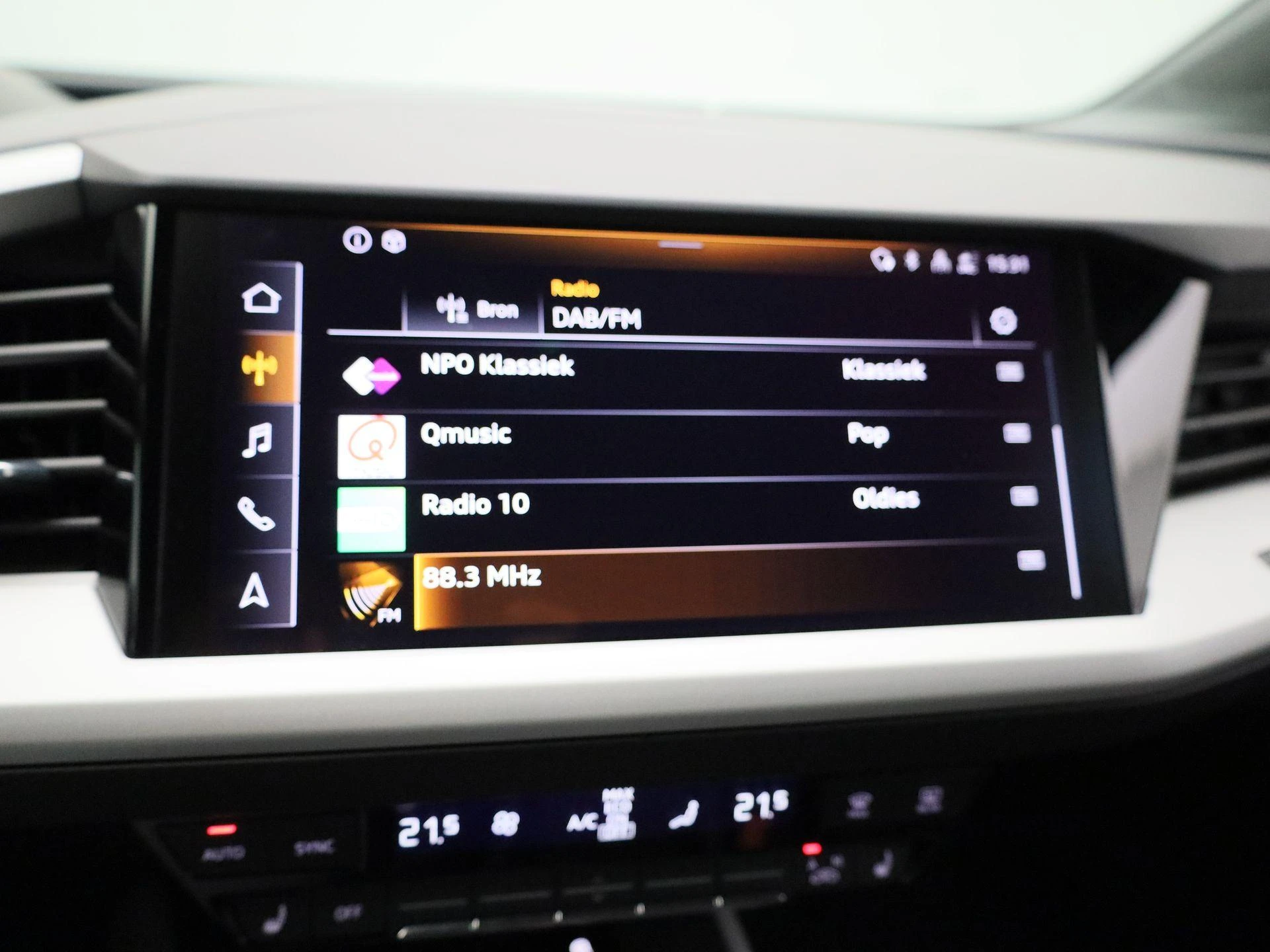 Audi-Q4 Sportback e-tron-image-35