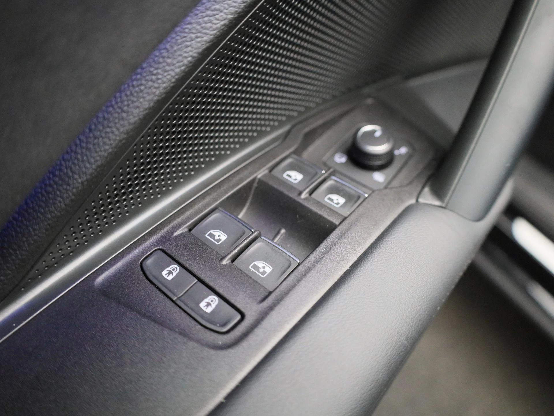 Volkswagen Tayron 1.5 eHybrid R-Line Edition 272 PK|