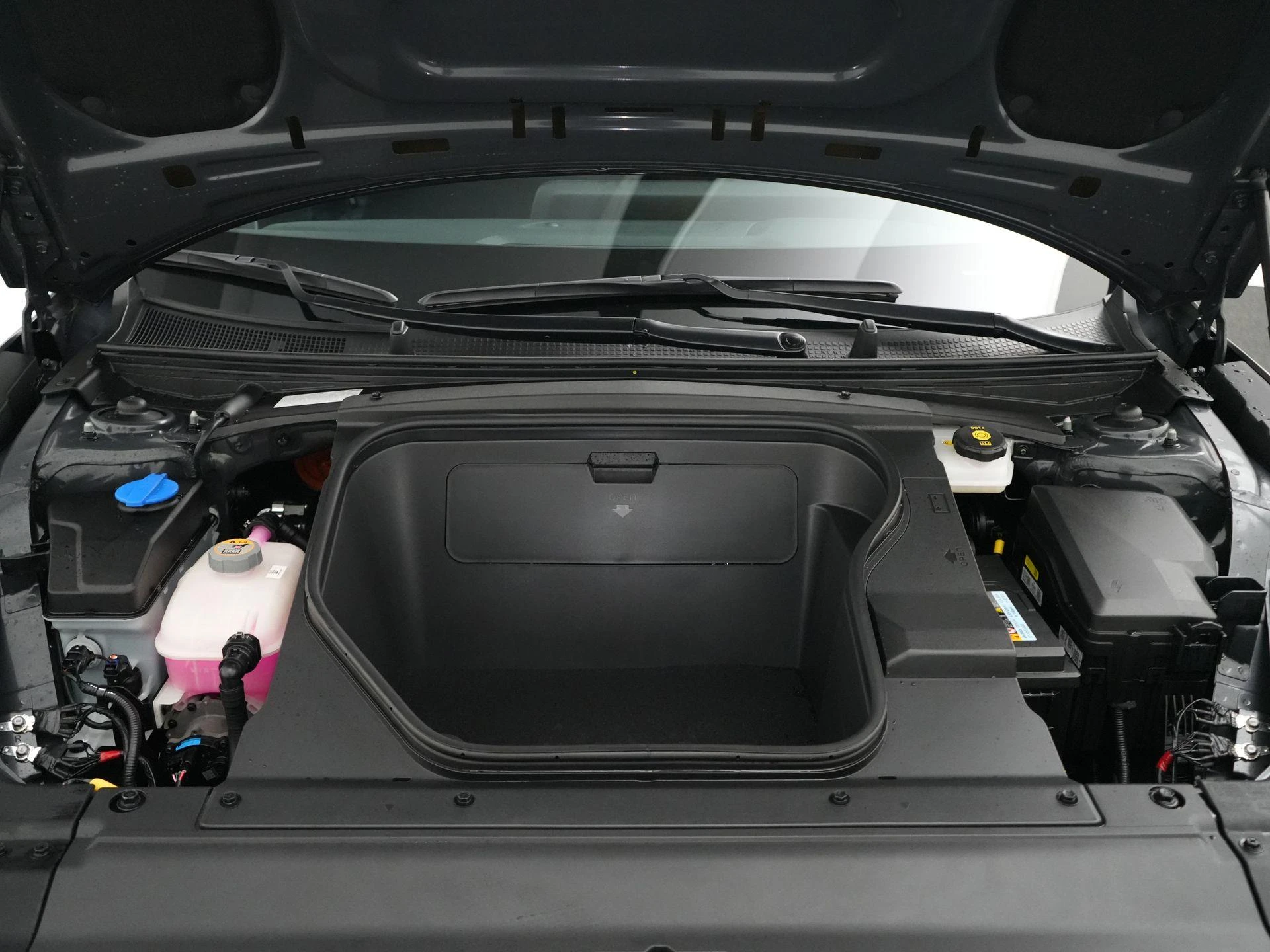 Hyundai-IONIQ 6-image-45