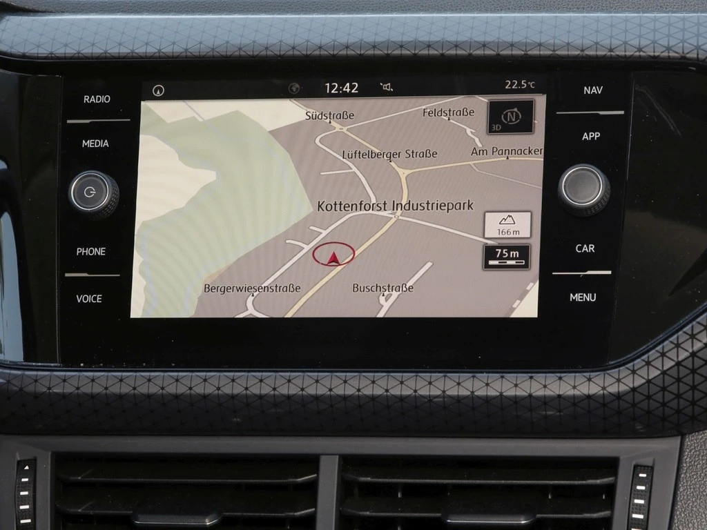 Volkswagen-T-Cross-image-12