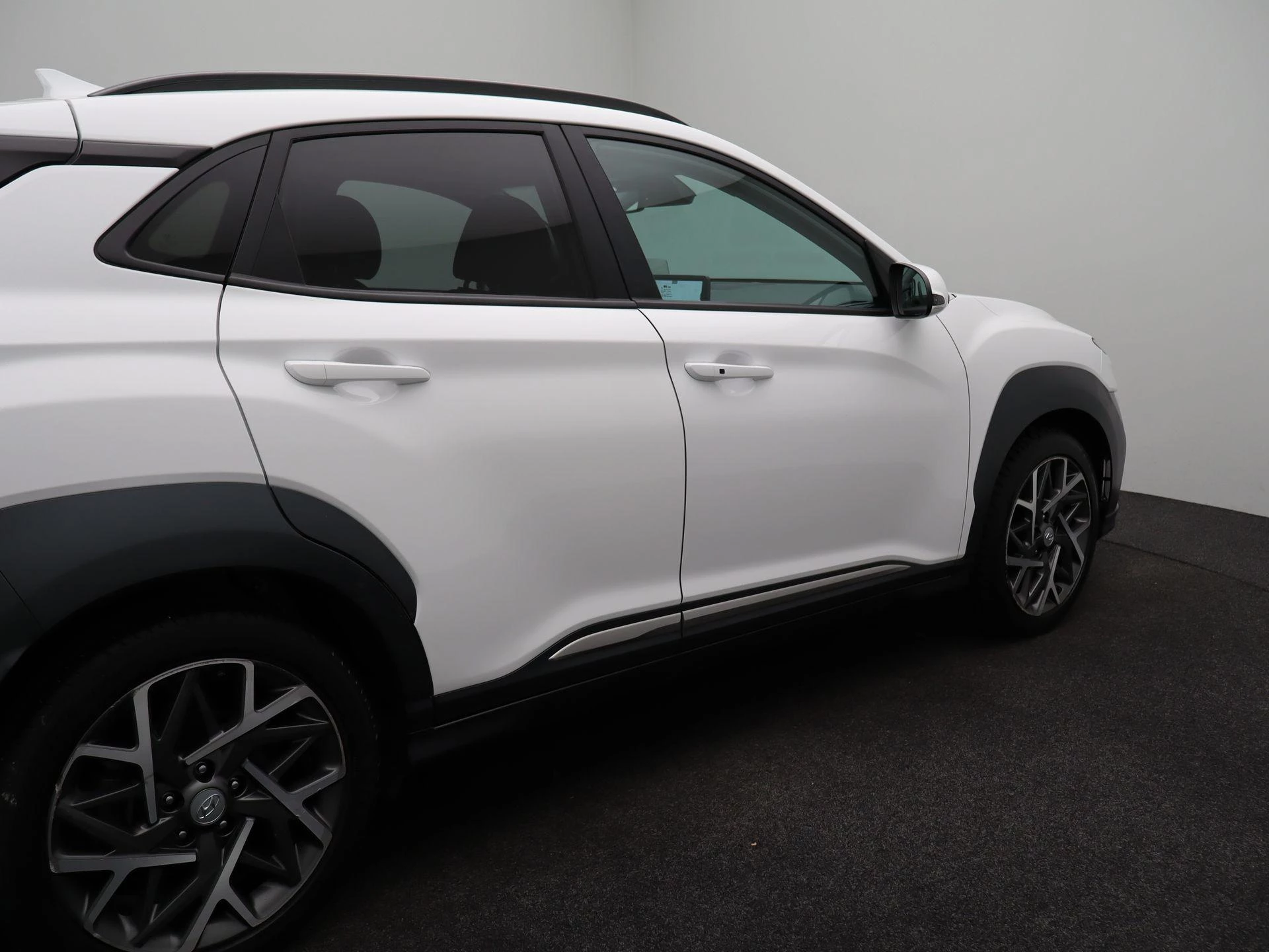 Hyundai-Kona-image-35