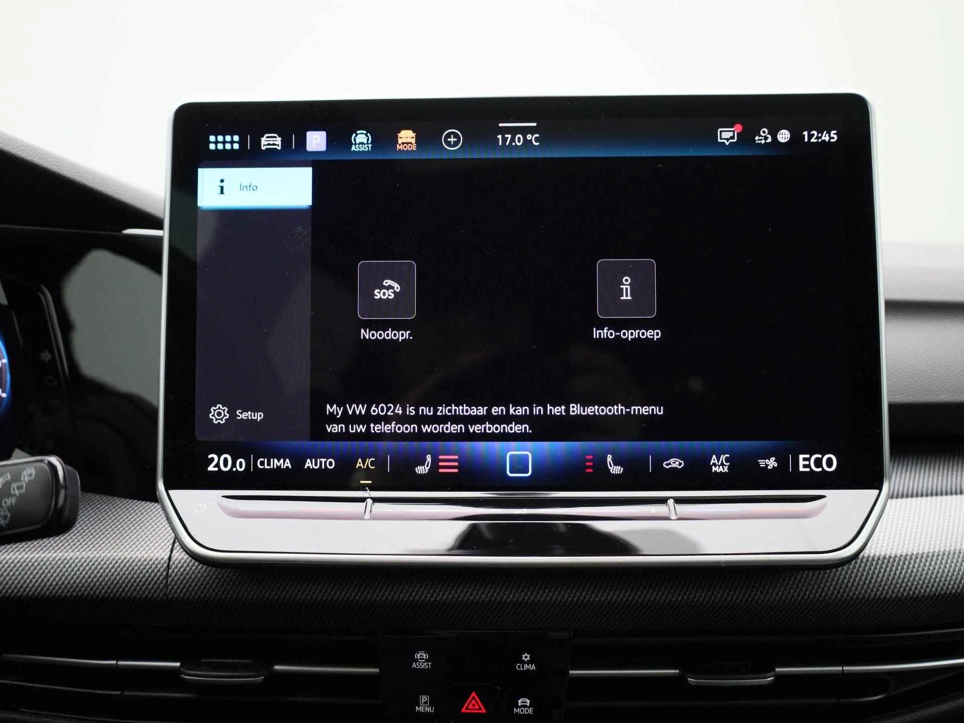 Volkswagen-Golf-image-23