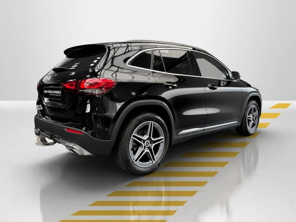 Mercedes-Benz-GLA 200 d-image-14