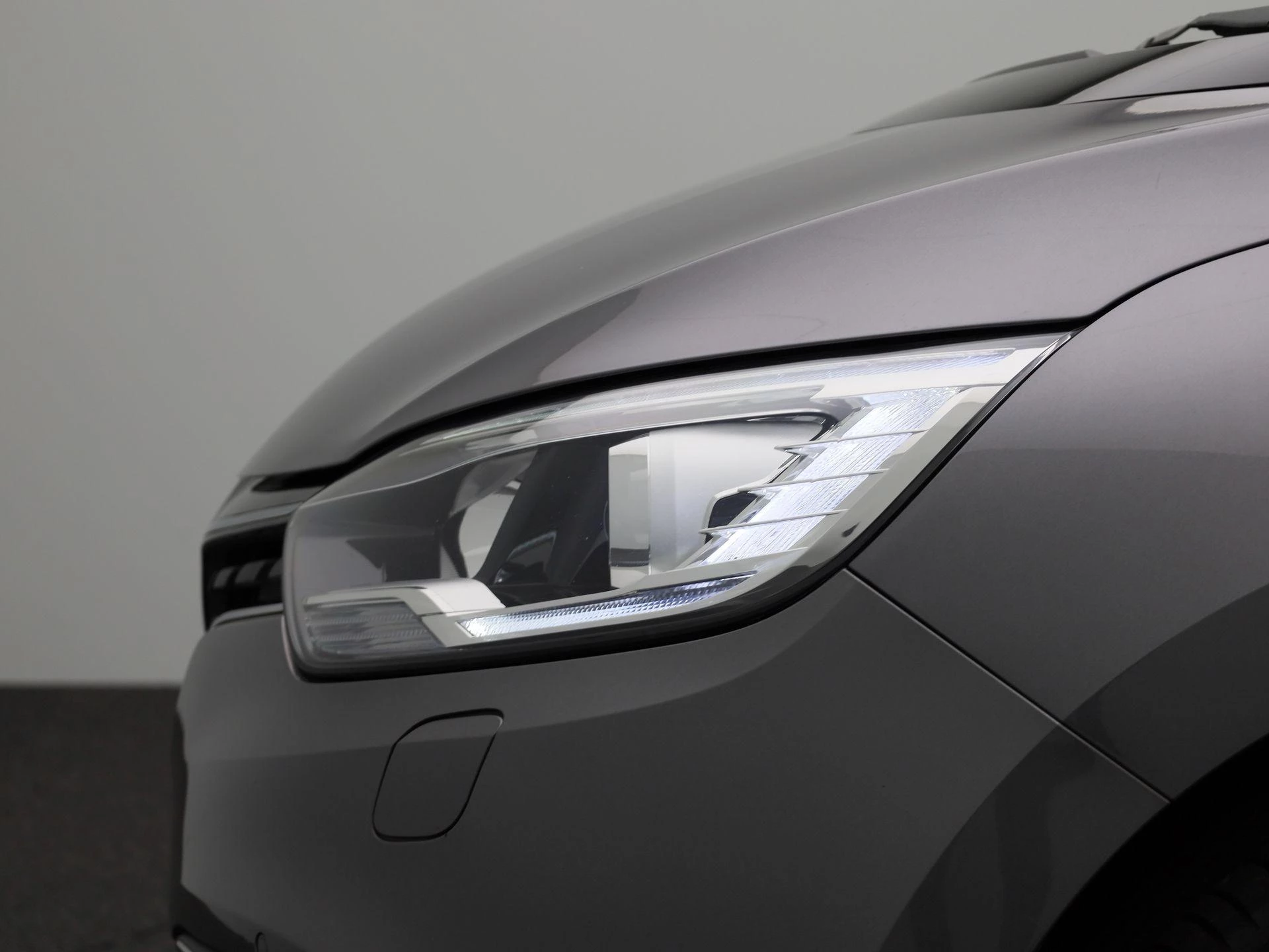 Renault-Scénic-image-14