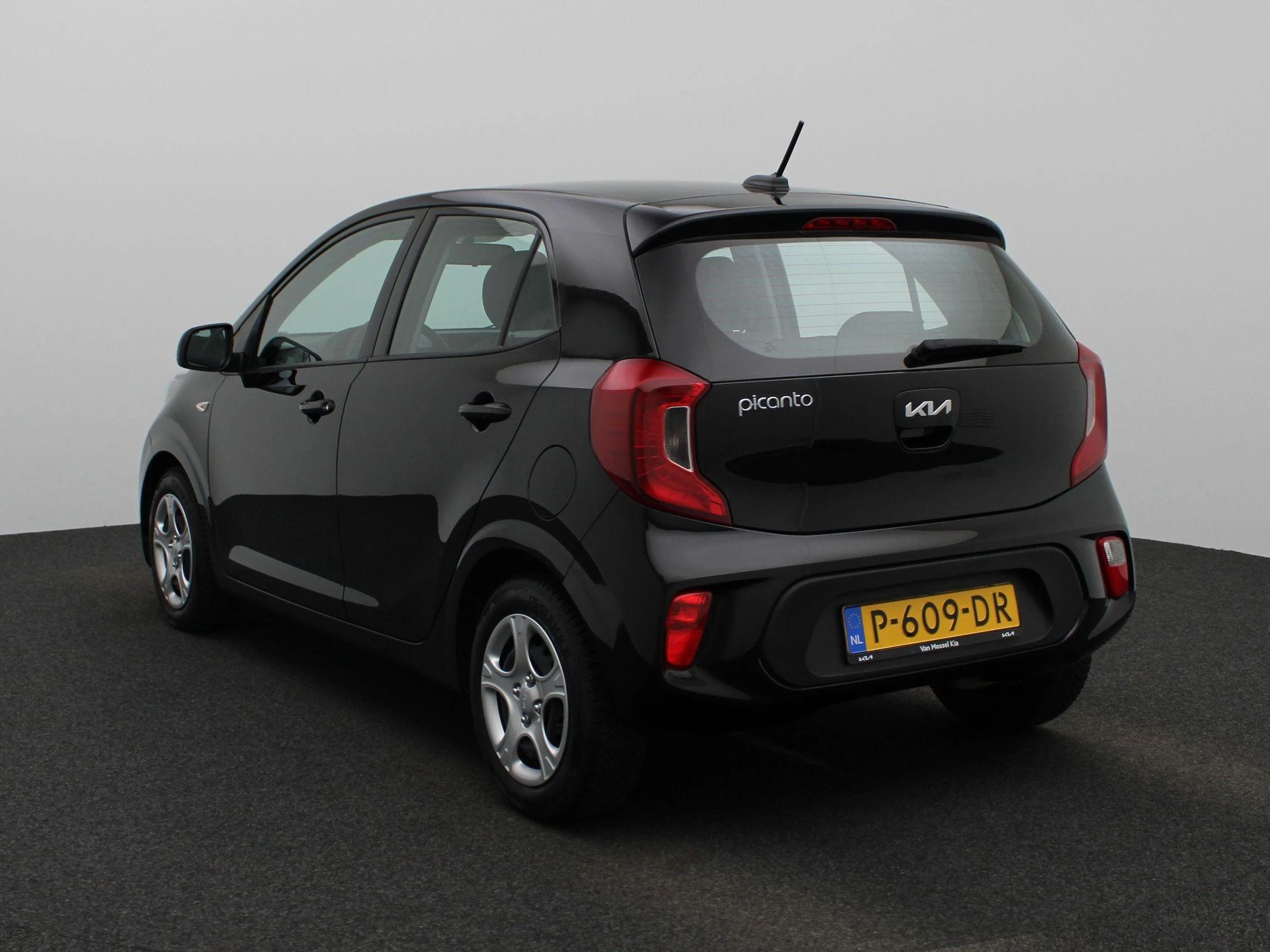 Kia-Picanto-image-1