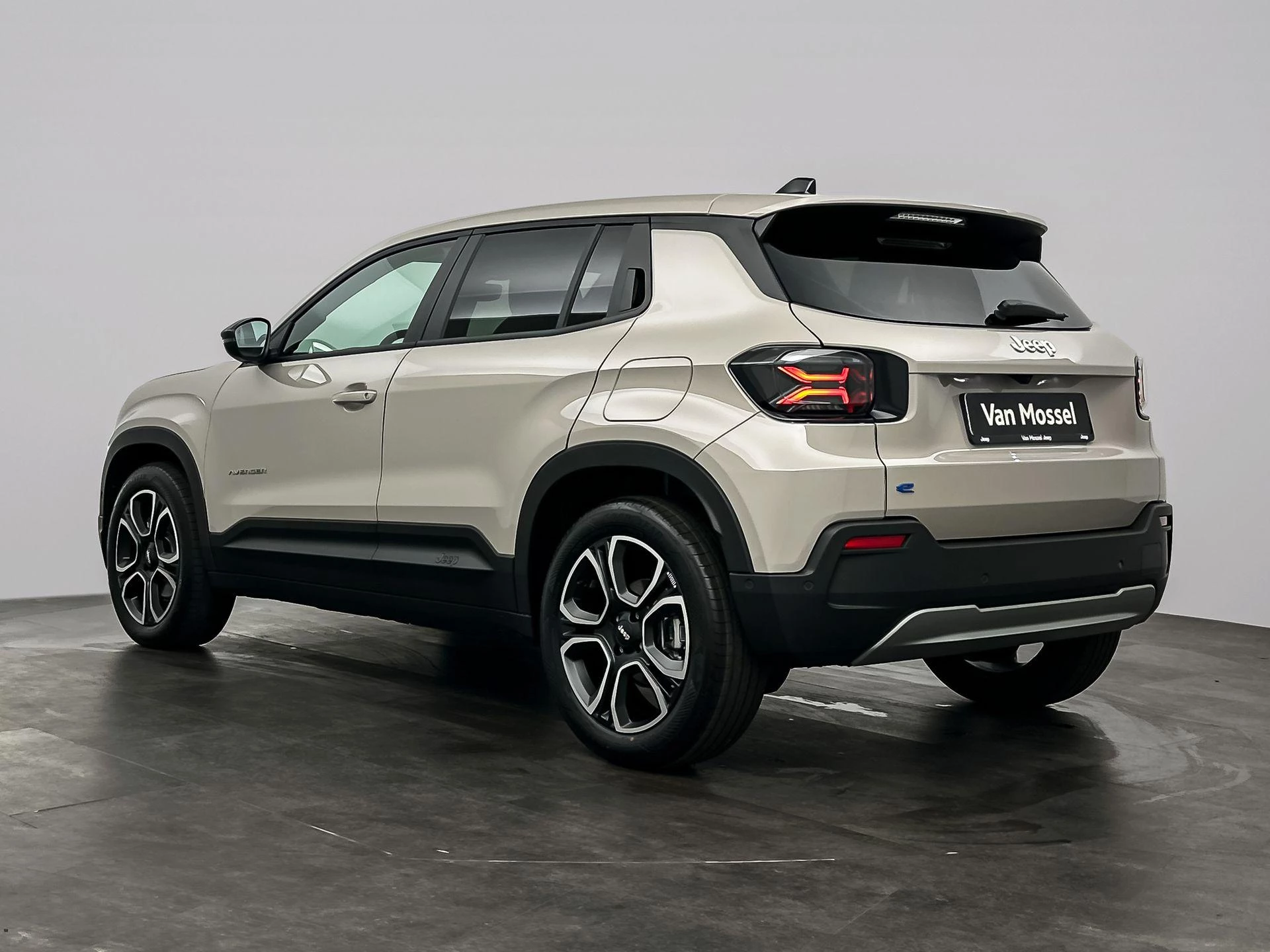 Jeep Avenger Summit 54 kWh