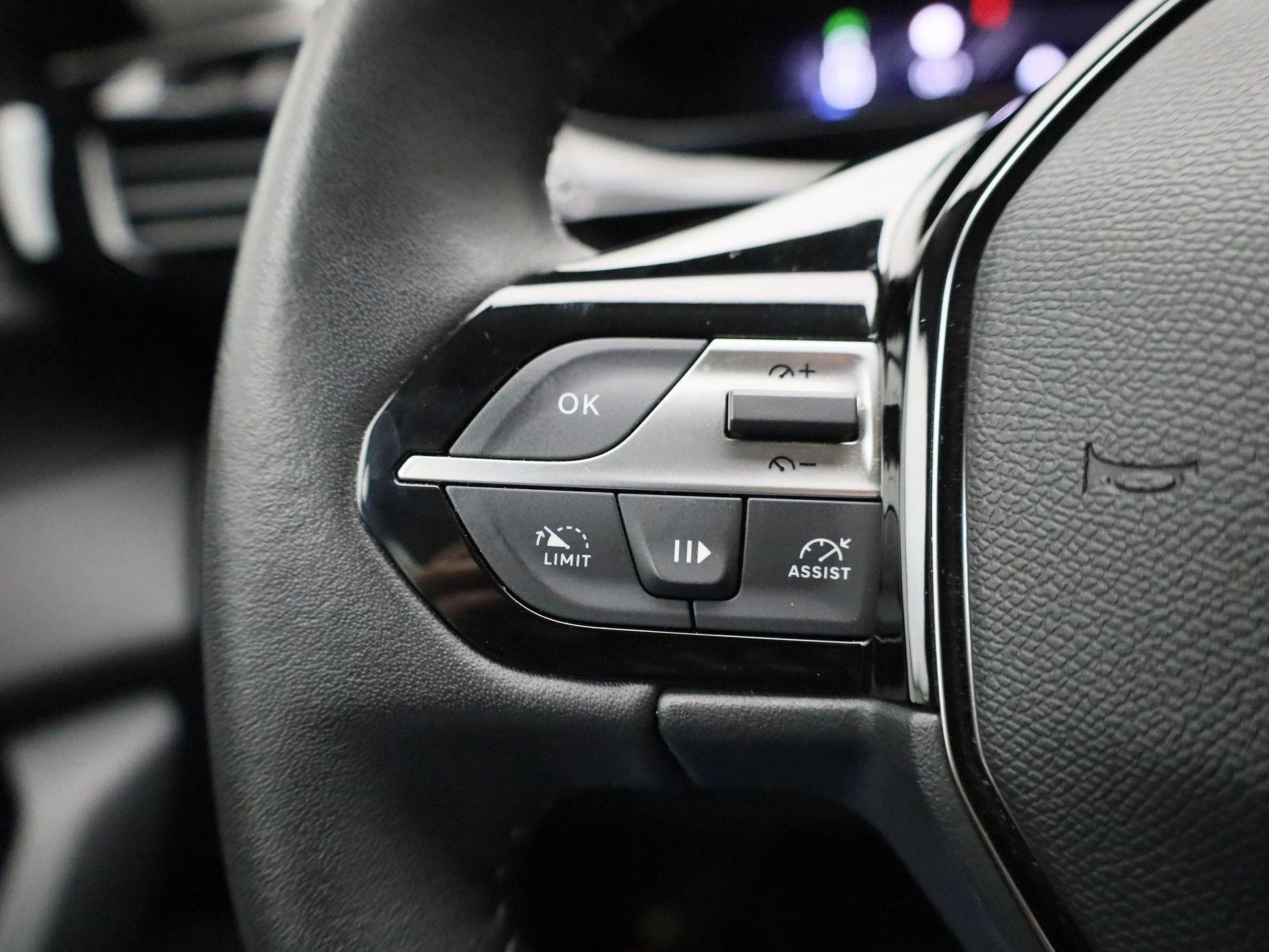 Peugeot-308-image-16