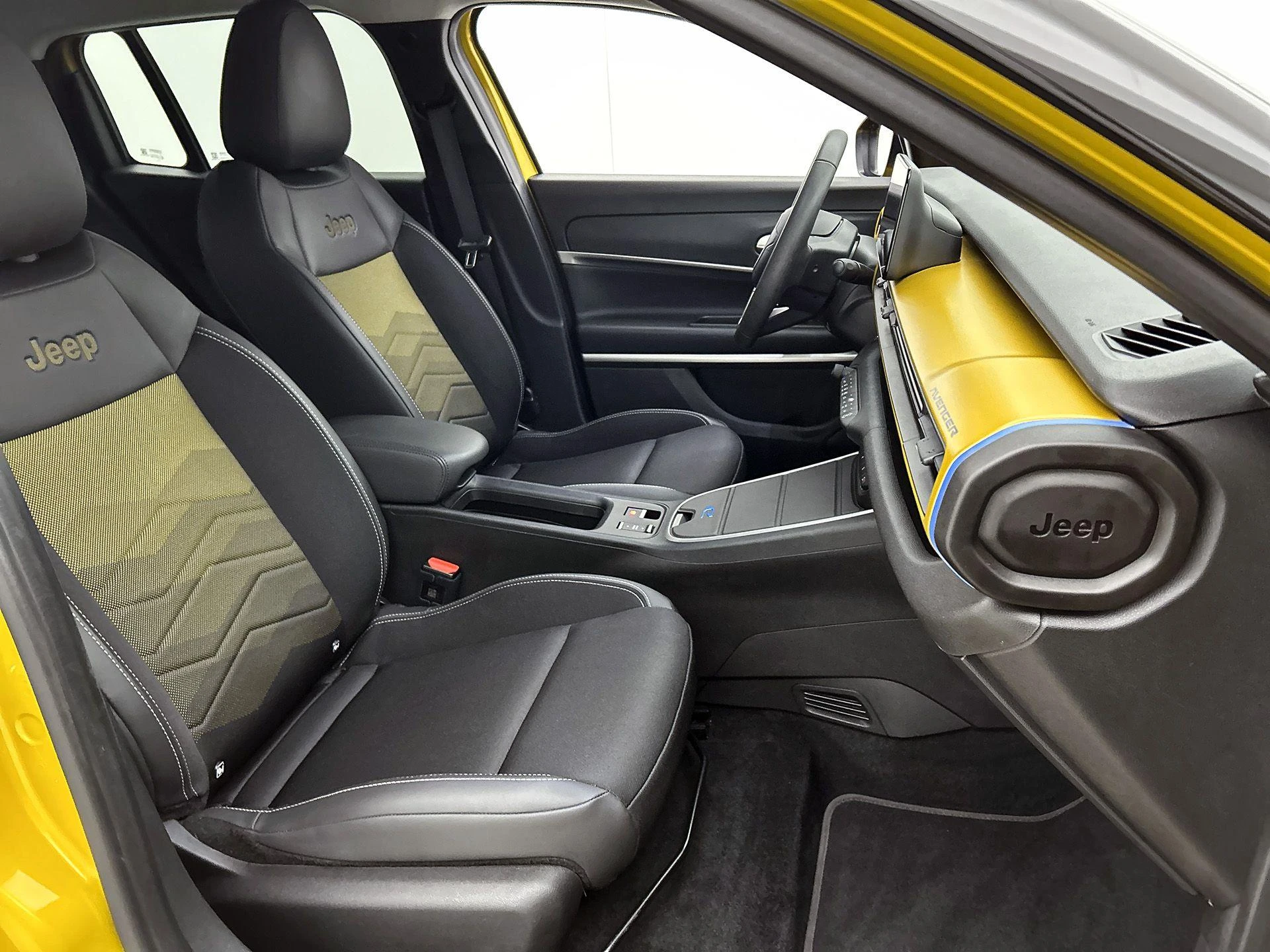 Jeep-Avenger-image-47