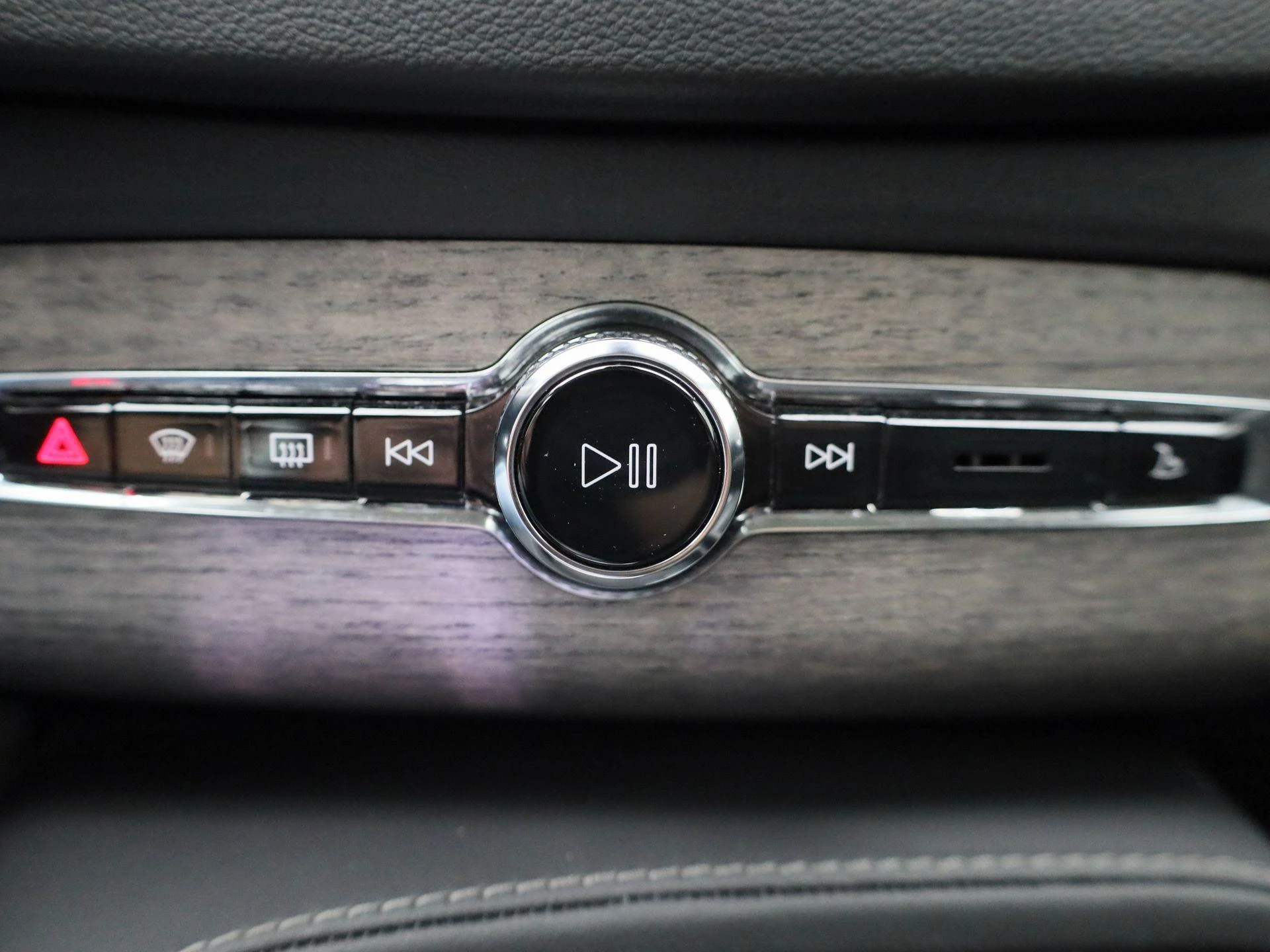 Volvo-XC90-image-22